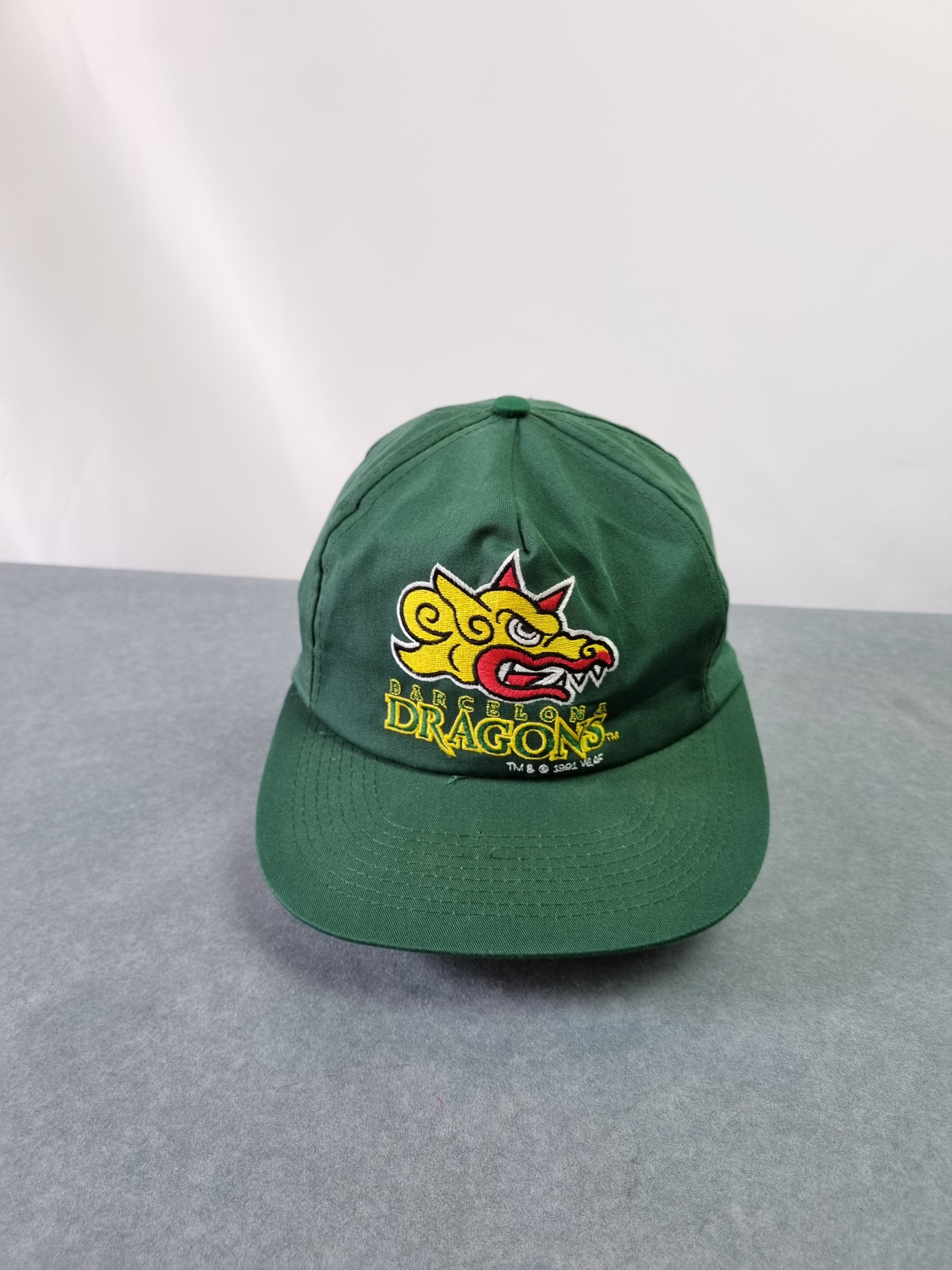 Sports Specialties × Vintage 🐉91s Barcelona Dragons World League ProOne Size ONE SIZE - 1 Thumbnail