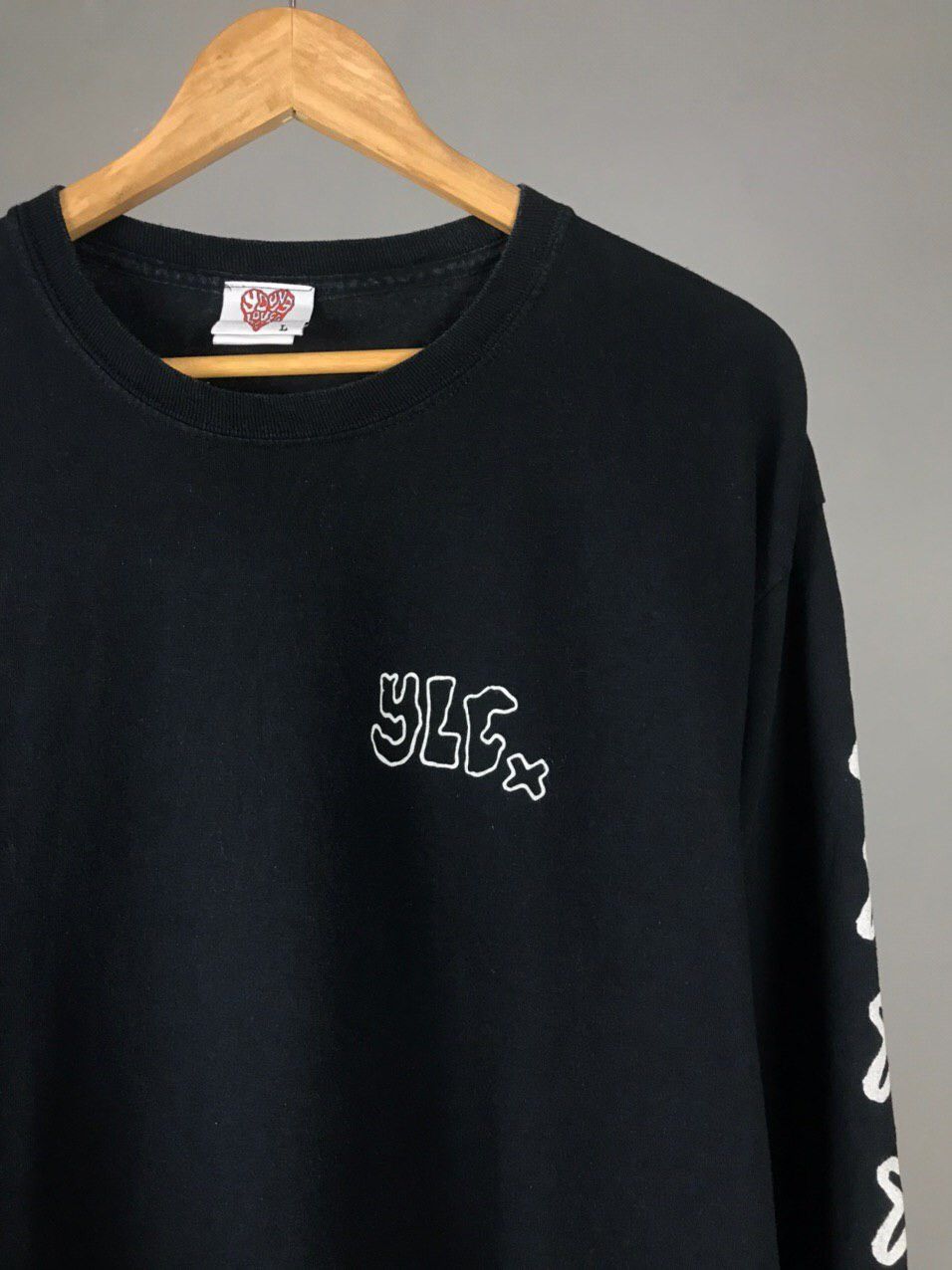 Vintage L 60 Young Lovers Club vintage streetwear black longsleeve Size US L / EU 52-54 / 3 - 2 Thumbnail