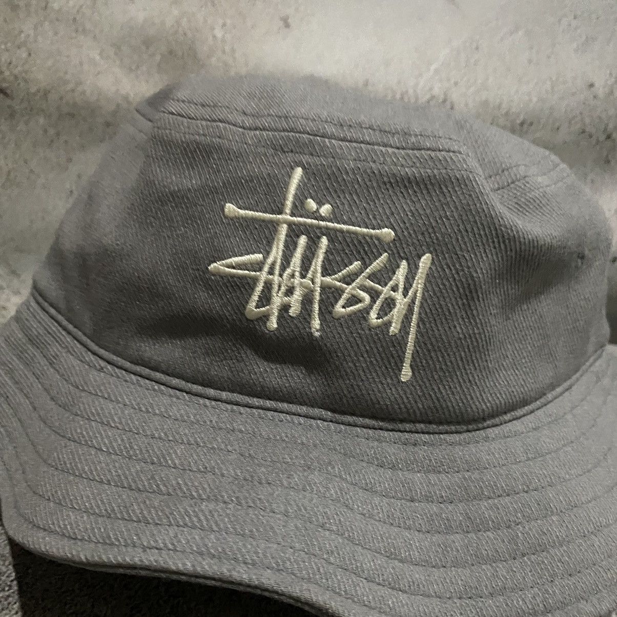 Stussy STUSSY BIG LOGO TWILL GREY BUCKET HAT Size ONE SIZE - 2 Thumbnail