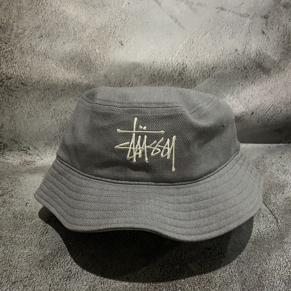 Stussy STUSSY BIG LOGO TWILL GREY BUCKET HAT Size ONE SIZE - 1 Thumbnail