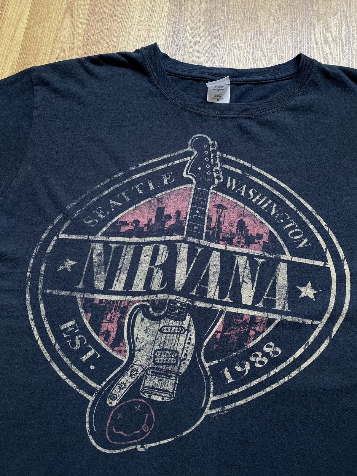 Band Tees Vintage Nirvana T Shirt Tee Guns N Roses Pearl Jam Metallica Size US L / EU 52-54 / 3 - 2 Thumbnail