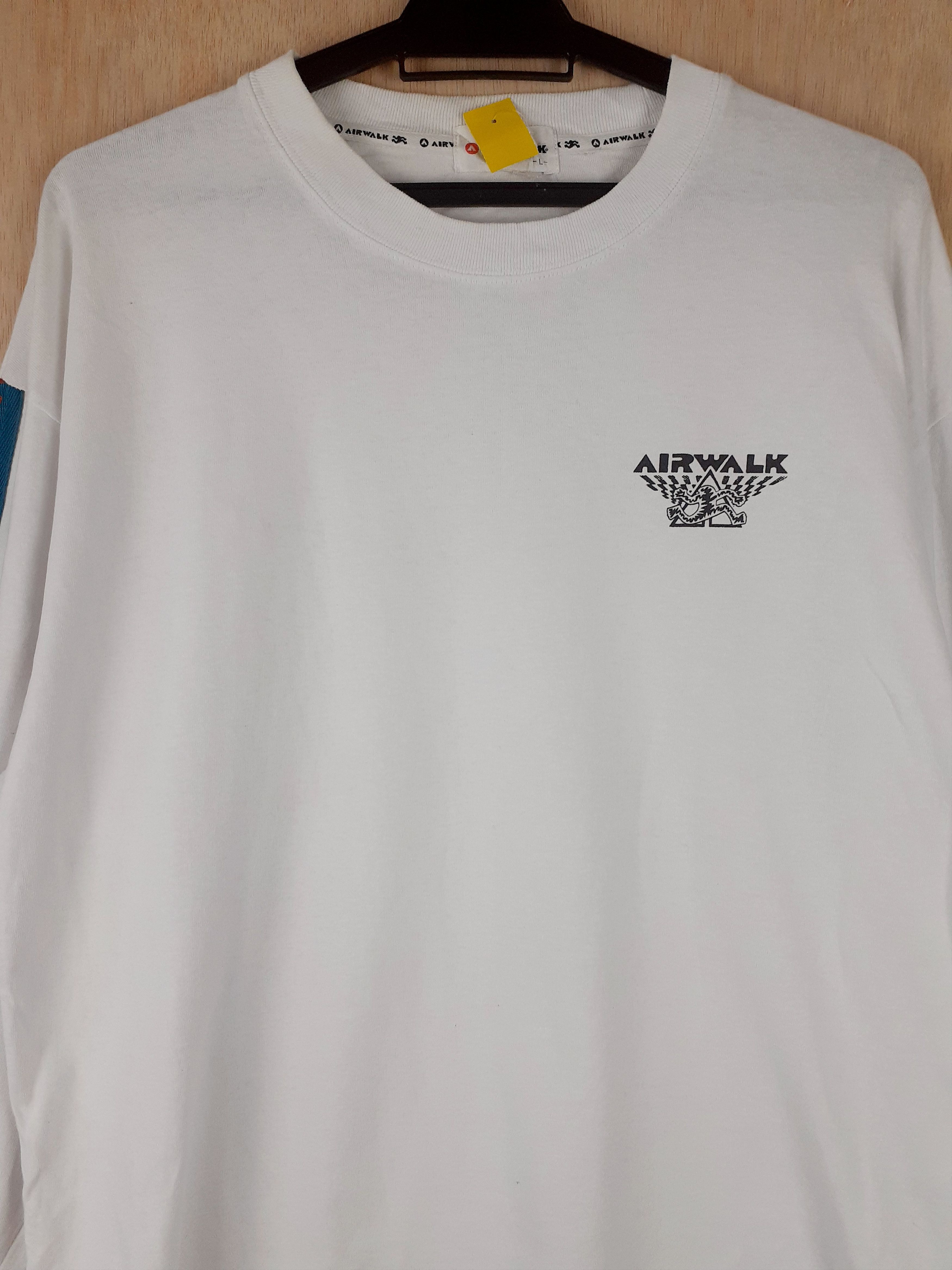 Airwalk Airwalk white vintage long sleeve shirt #3053 Size US L / EU 52-54 / 3 - 2 Thumbnail