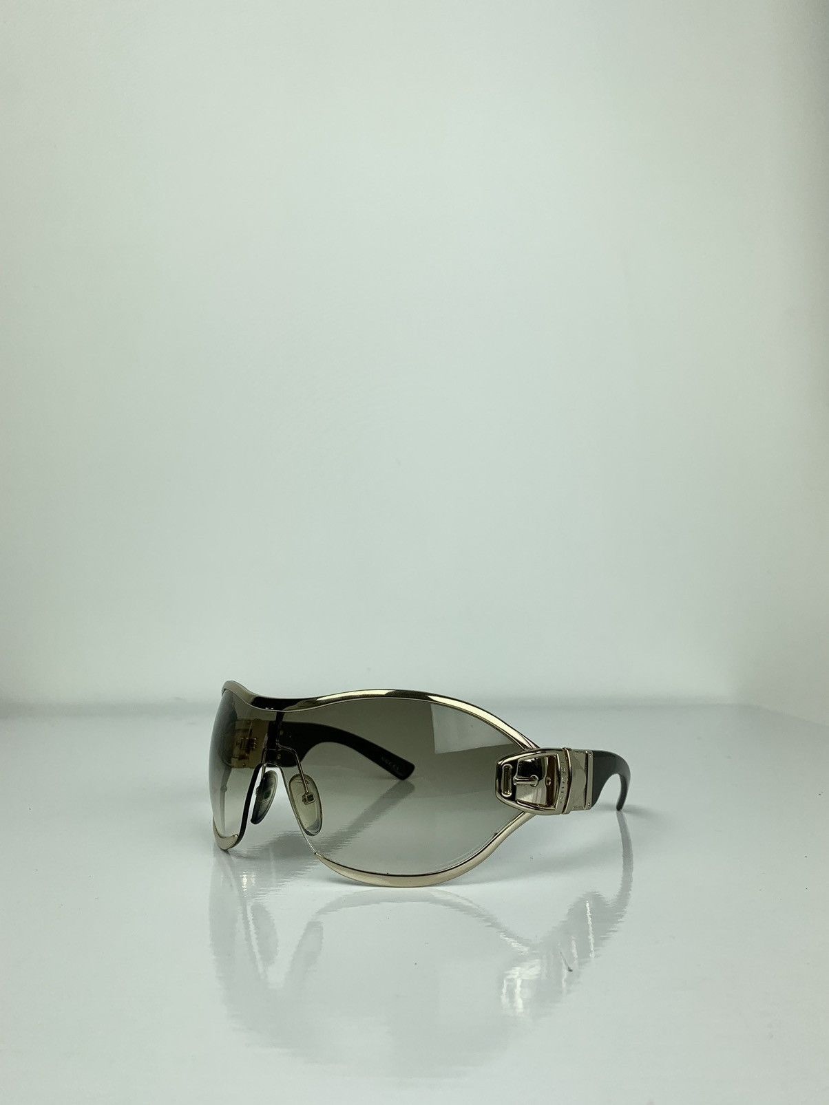 Gucci Y2K buckle sunglasses Gucci Sunglasses GG2448/N/S Pink Lenses Shield 69-15 145  main image 4