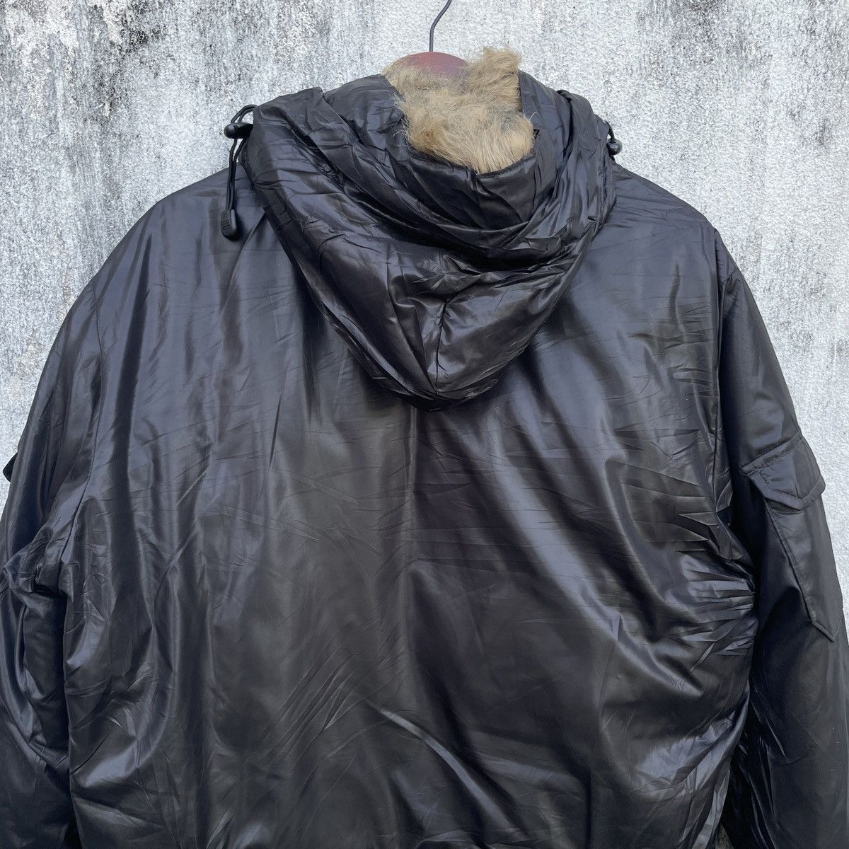 Avirex Vintage Avirex Flight Garment Tactical Puffer Jacket Size US L / EU 52-54 / 3 - 12 Thumbnail
