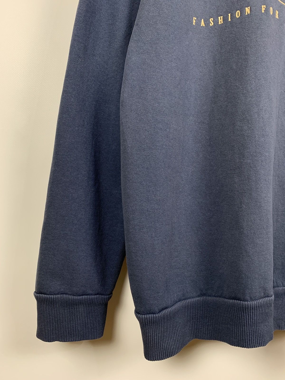 True Religion Vintage True Religion Buddha Crewneck Faded Blue Sweatshirt Size US XXL / EU 58 / 5 - 12 Thumbnail