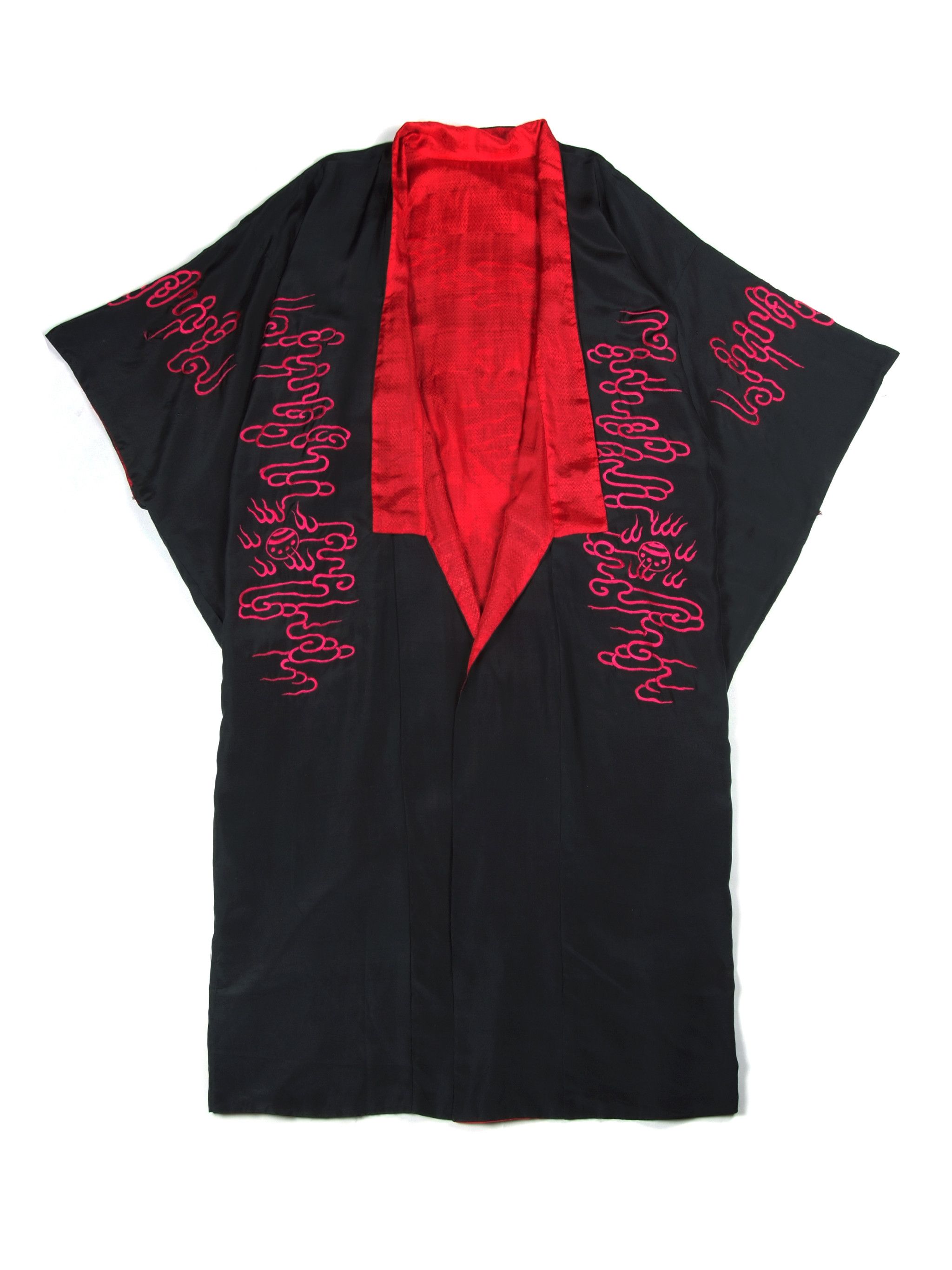 Japanese Brand × Vintage Vintage Japanese Silk Dragon Embroidered Kimono Size US XL / EU 56 / 4 - 1 Thumbnail