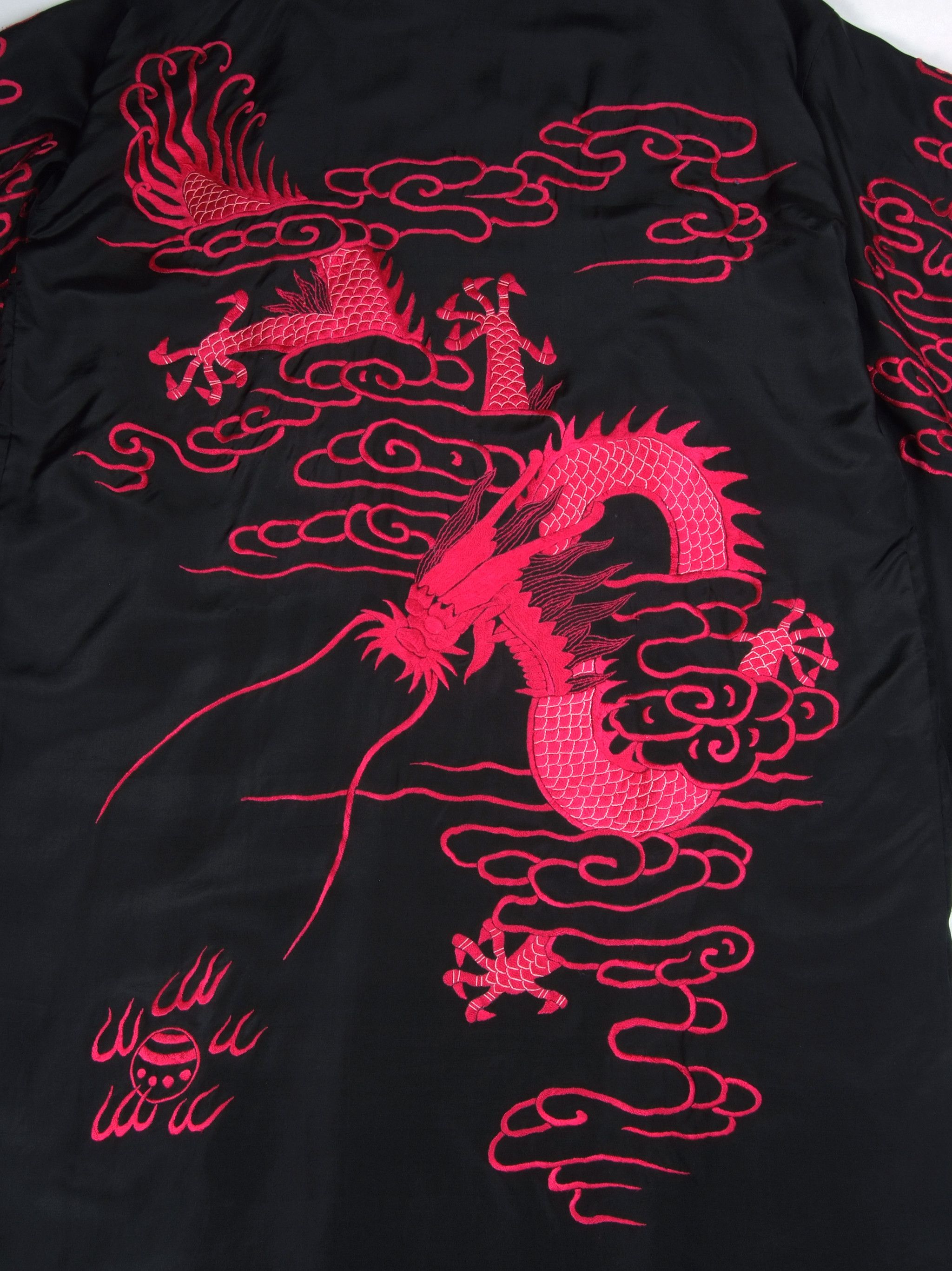 Japanese Brand × Vintage Vintage Japanese Silk Dragon Embroidered Kimono Size US XL / EU 56 / 4 - 5 Thumbnail