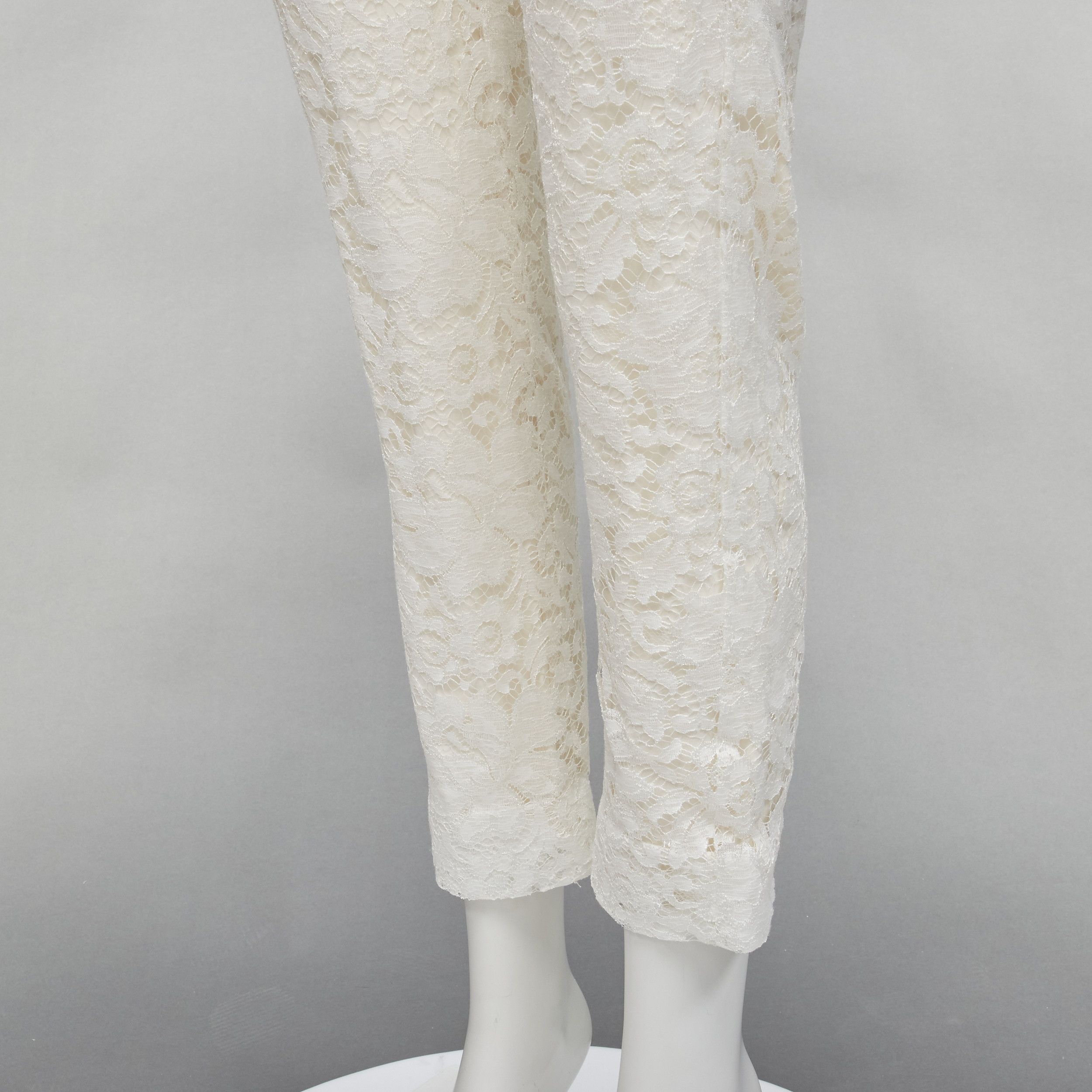 Monique Lhuillier MONIQUE LHUILLIER Bridal white lace corset jumpsuit 0 XS Size 25" / US 0 / IT 36 - 7 Thumbnail