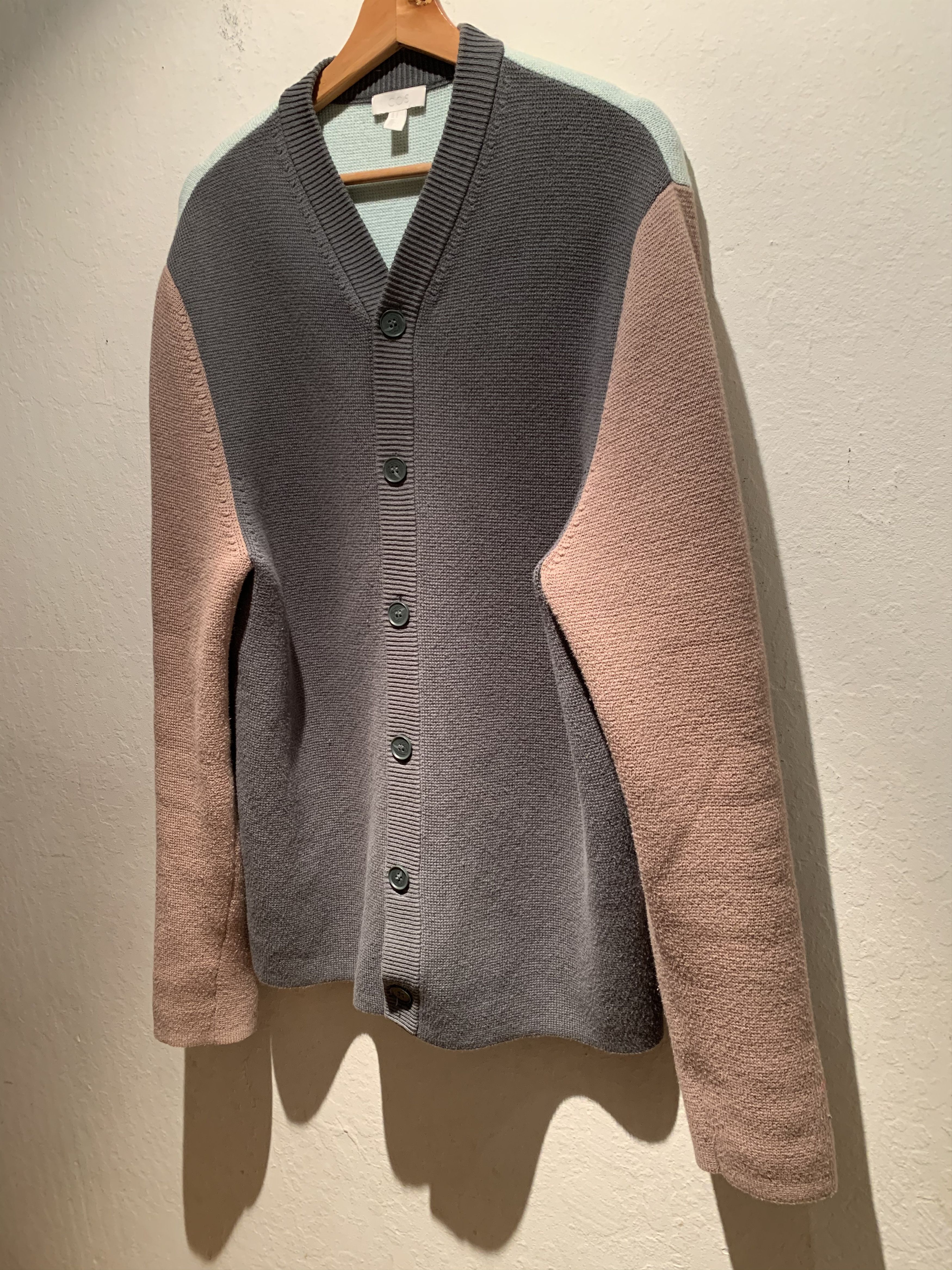 Cos × Designer *RARE* Cos Color Blocked Knit Cardigan Sweater Size US M / EU 48-50 / 2 - 1 Thumbnail