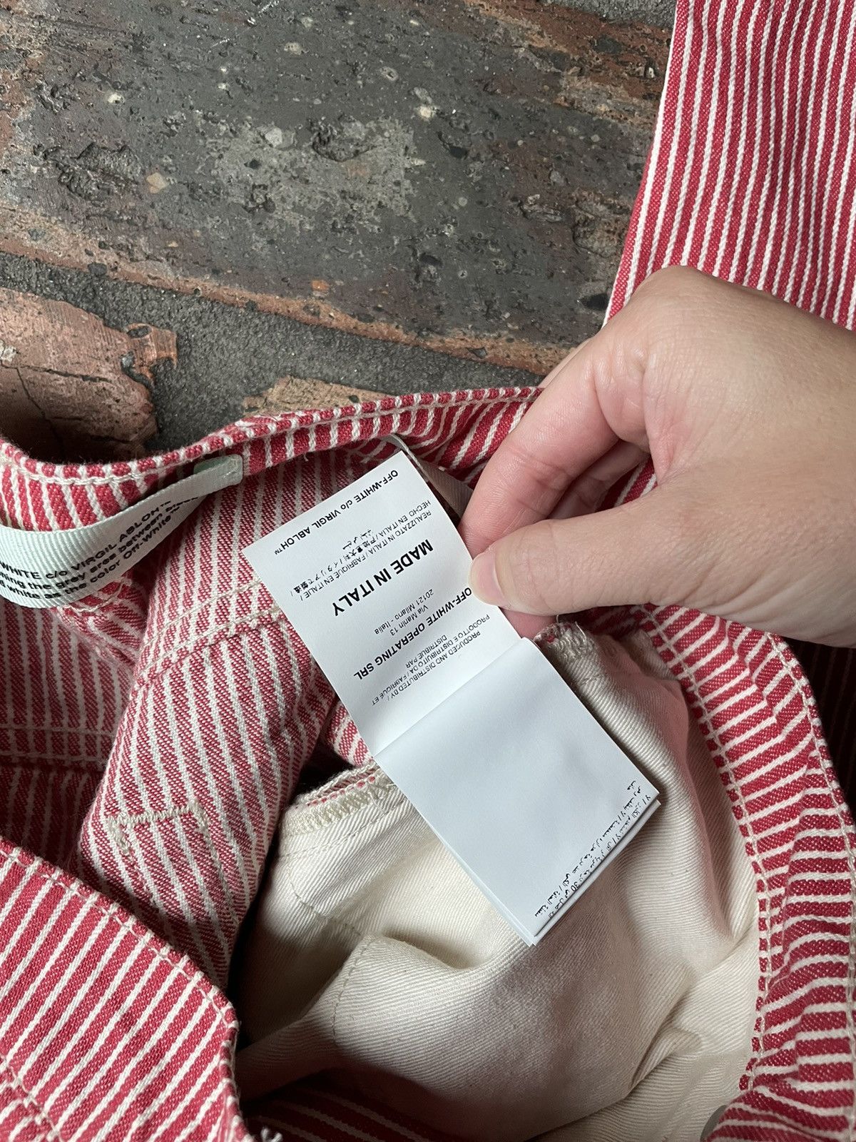 Off-White OFF-WHITE Red Striped Jeans Size 26" / US 2 / IT 38 - 8 Thumbnail