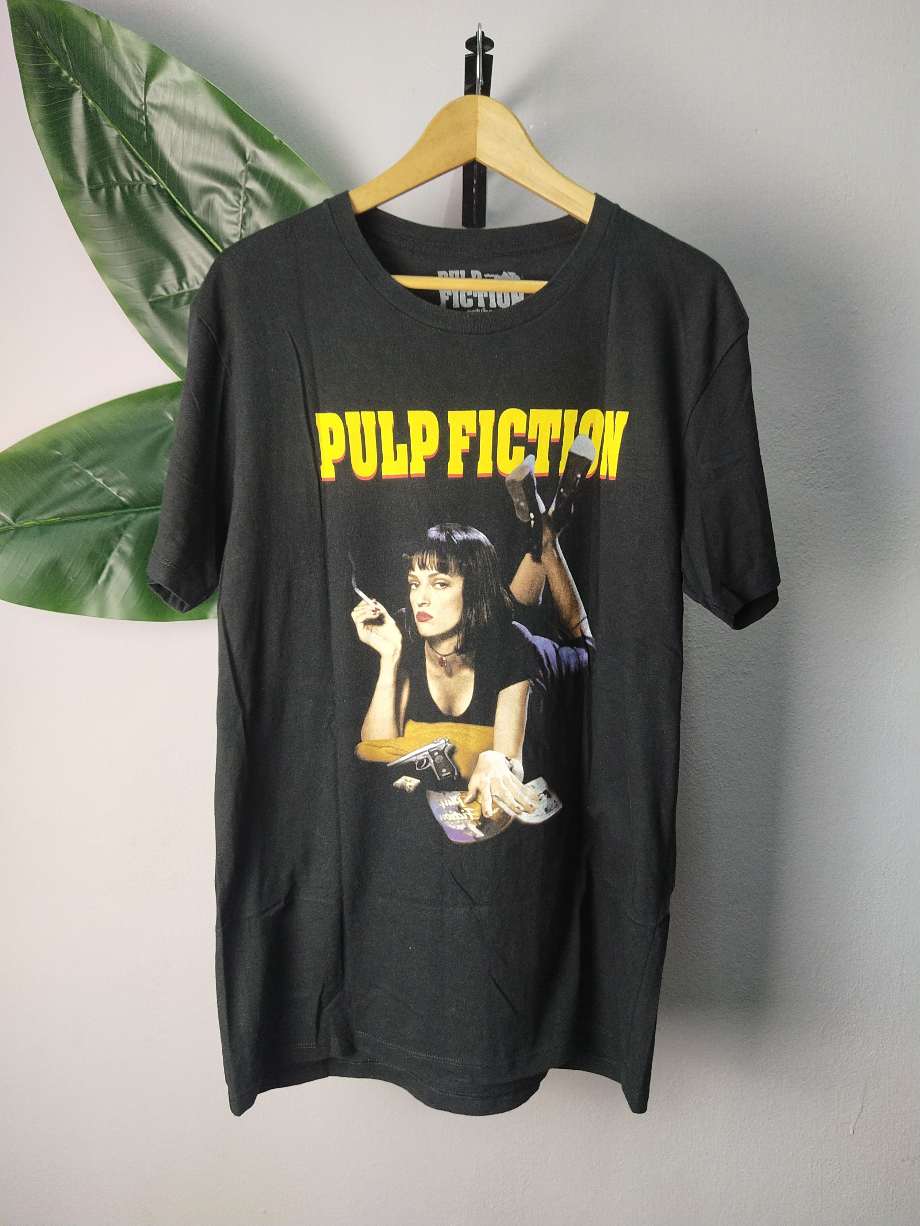 Vintage Pulp Fiction Girl Size US M / EU 48-50 / 2 - 1 Thumbnail