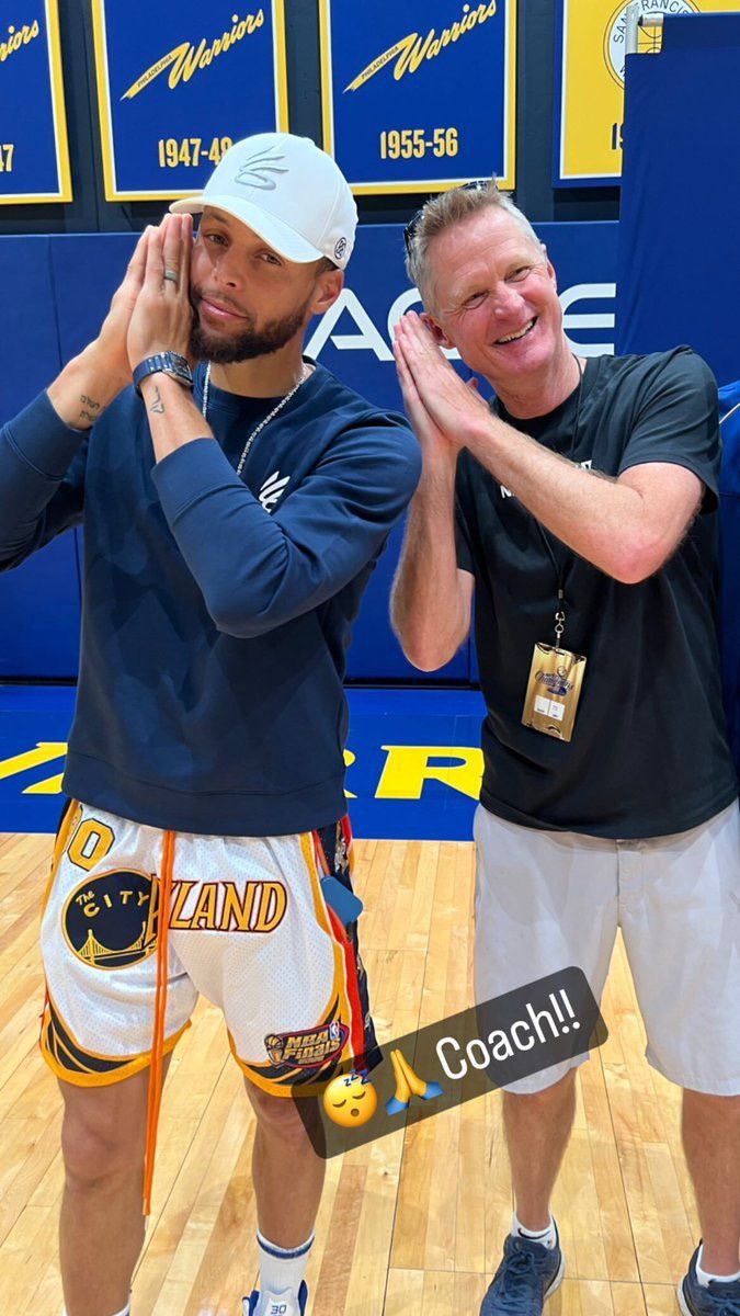 Other SIA Collective - Steph Curry Parade Shorts 2022 Size US 30 / EU 46 - 5 Thumbnail