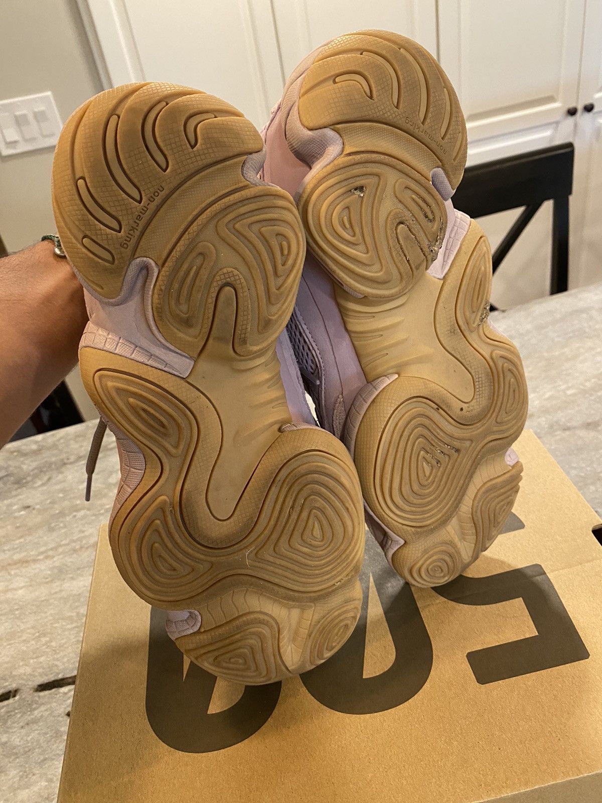 Adidas Yeezy 500 Soft Vision Size US 10 / EU 43 - 5 Thumbnail