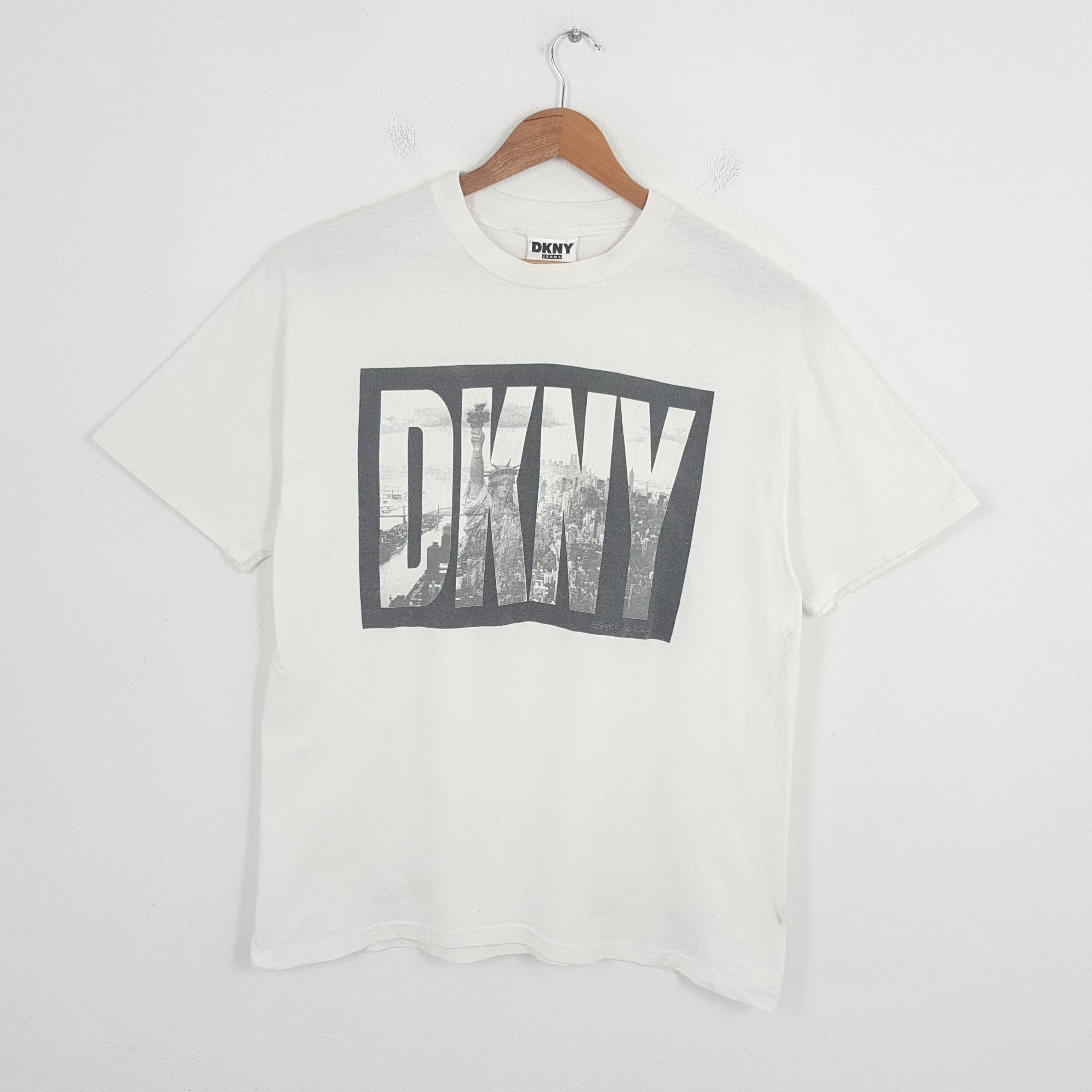 Vintage DKNY JEANS New York City Photo Print Design T-Shirt