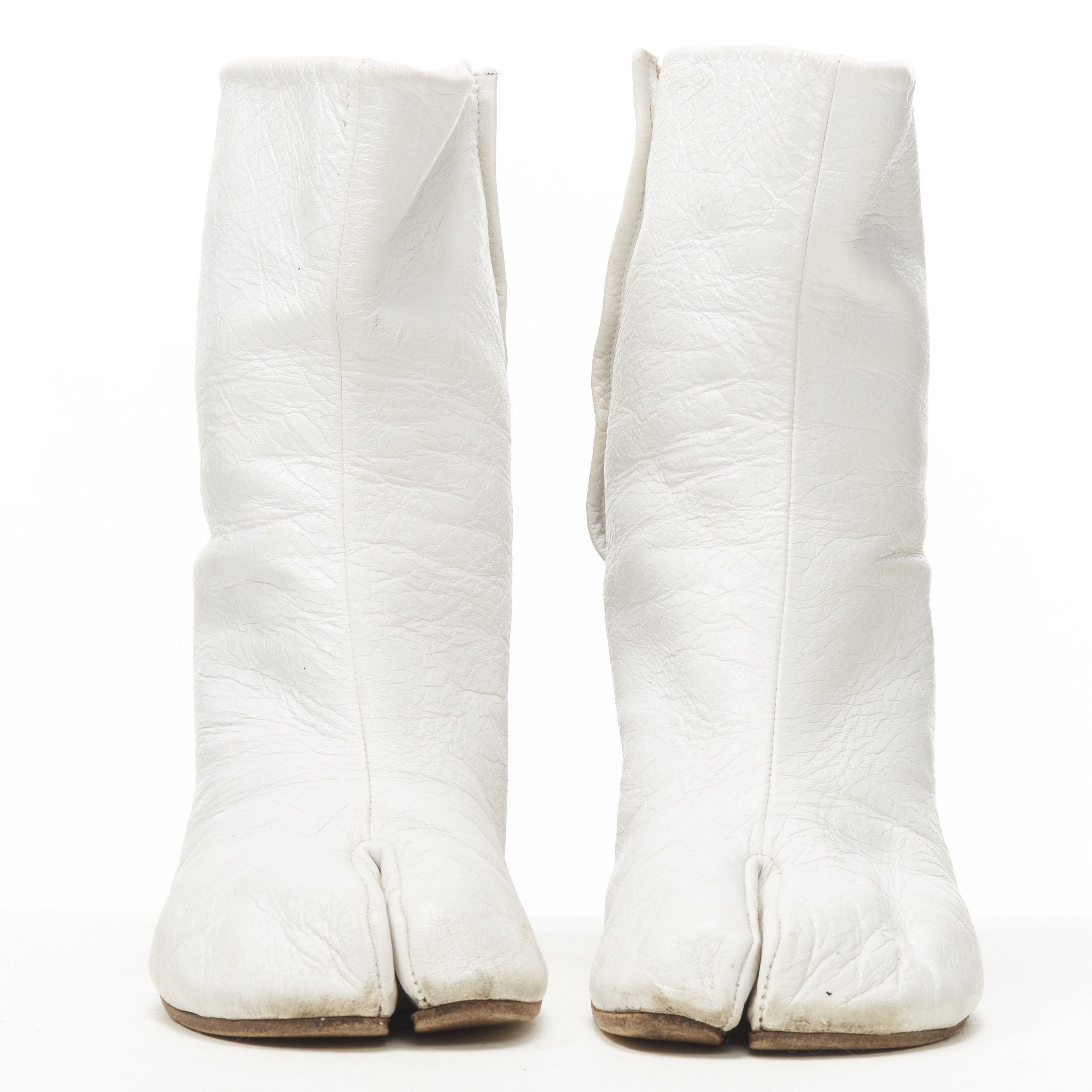 Maison Margiela MAISON MARGIELA Tabi white crinkled leather ankle boot EU36 Size US 6 / IT 36 - 3 Thumbnail