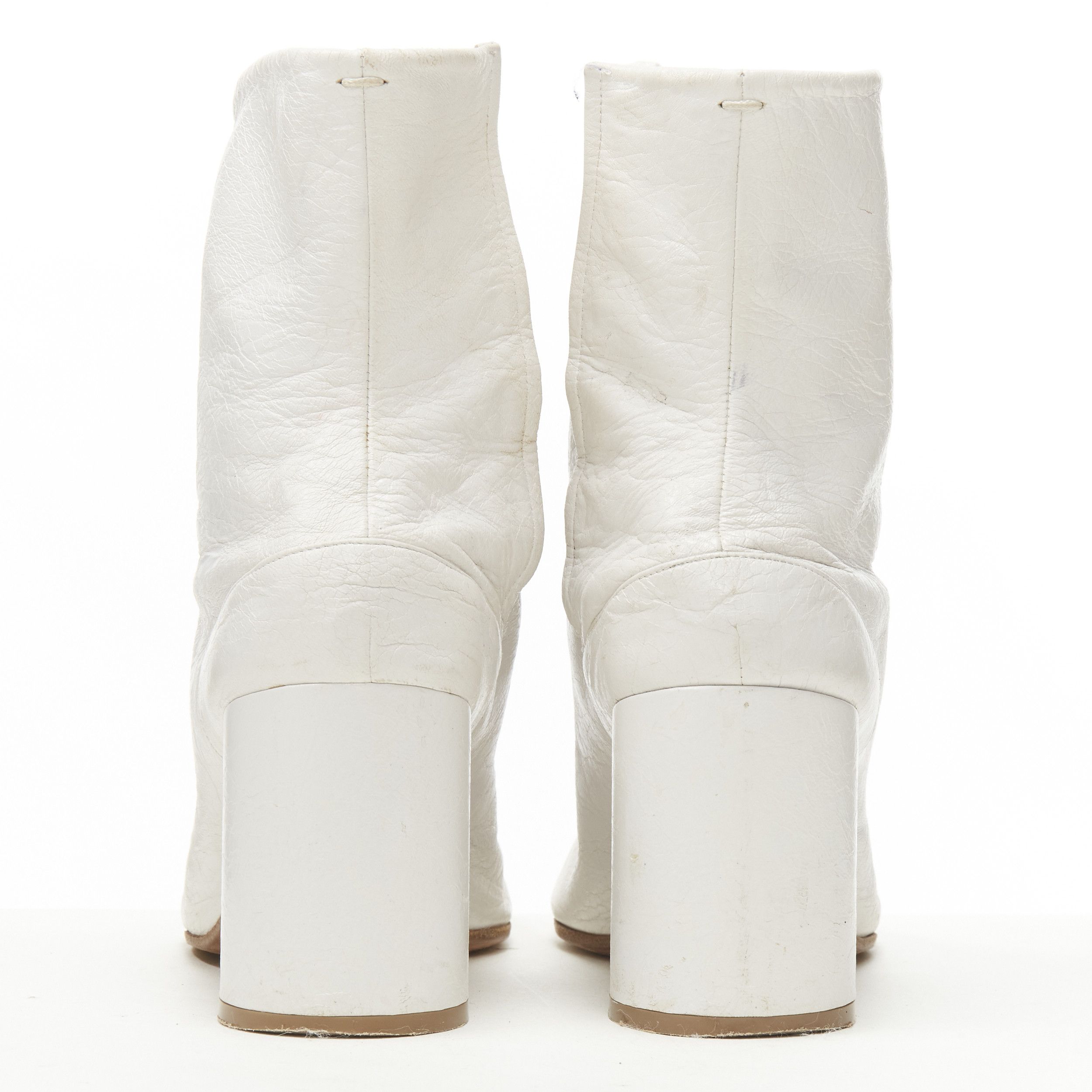 Maison Margiela MAISON MARGIELA Tabi white crinkled leather ankle boot EU36 Size US 6 / IT 36 - 5 Thumbnail
