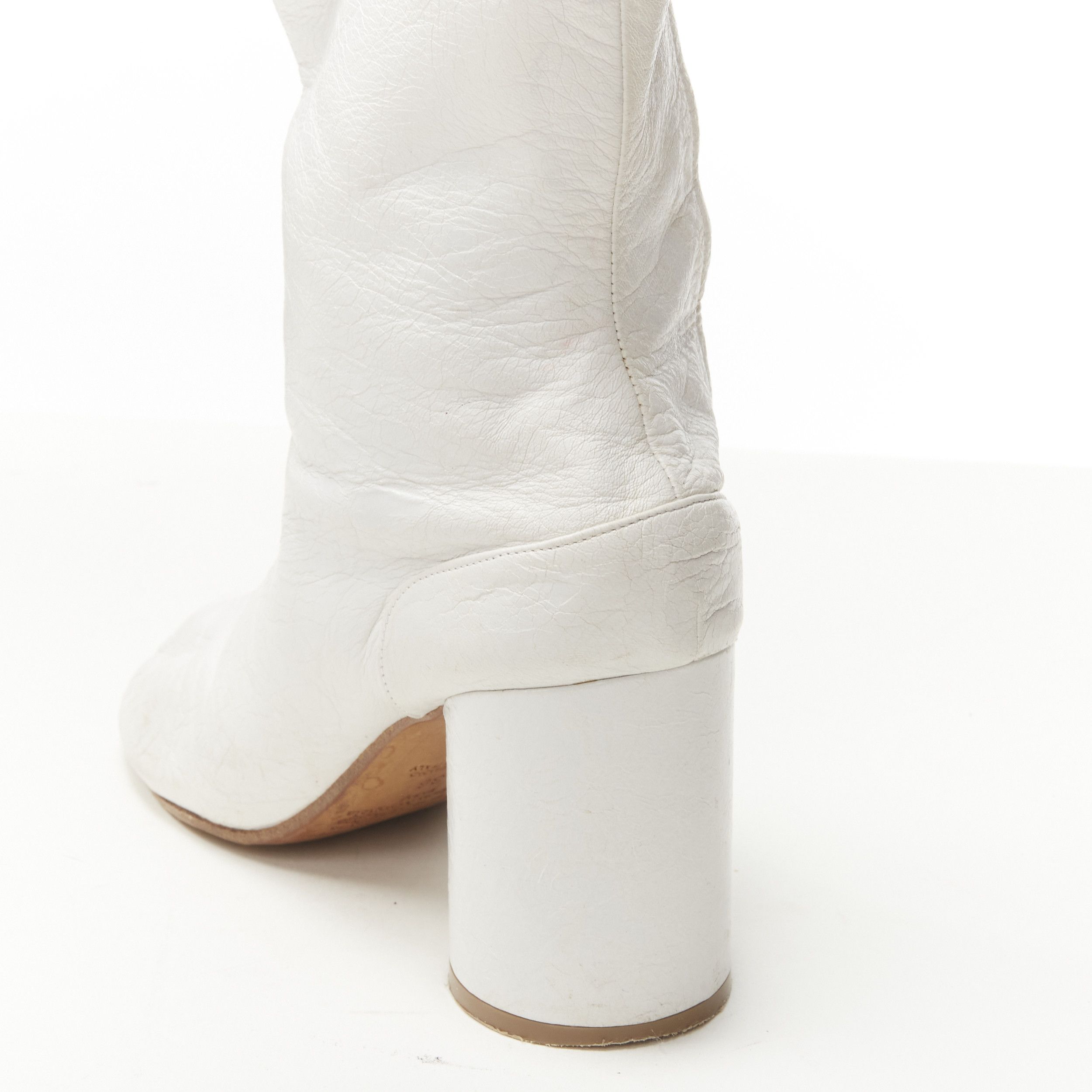 Maison Margiela MAISON MARGIELA Tabi white crinkled leather ankle boot EU36 Size US 6 / IT 36 - 7 Thumbnail