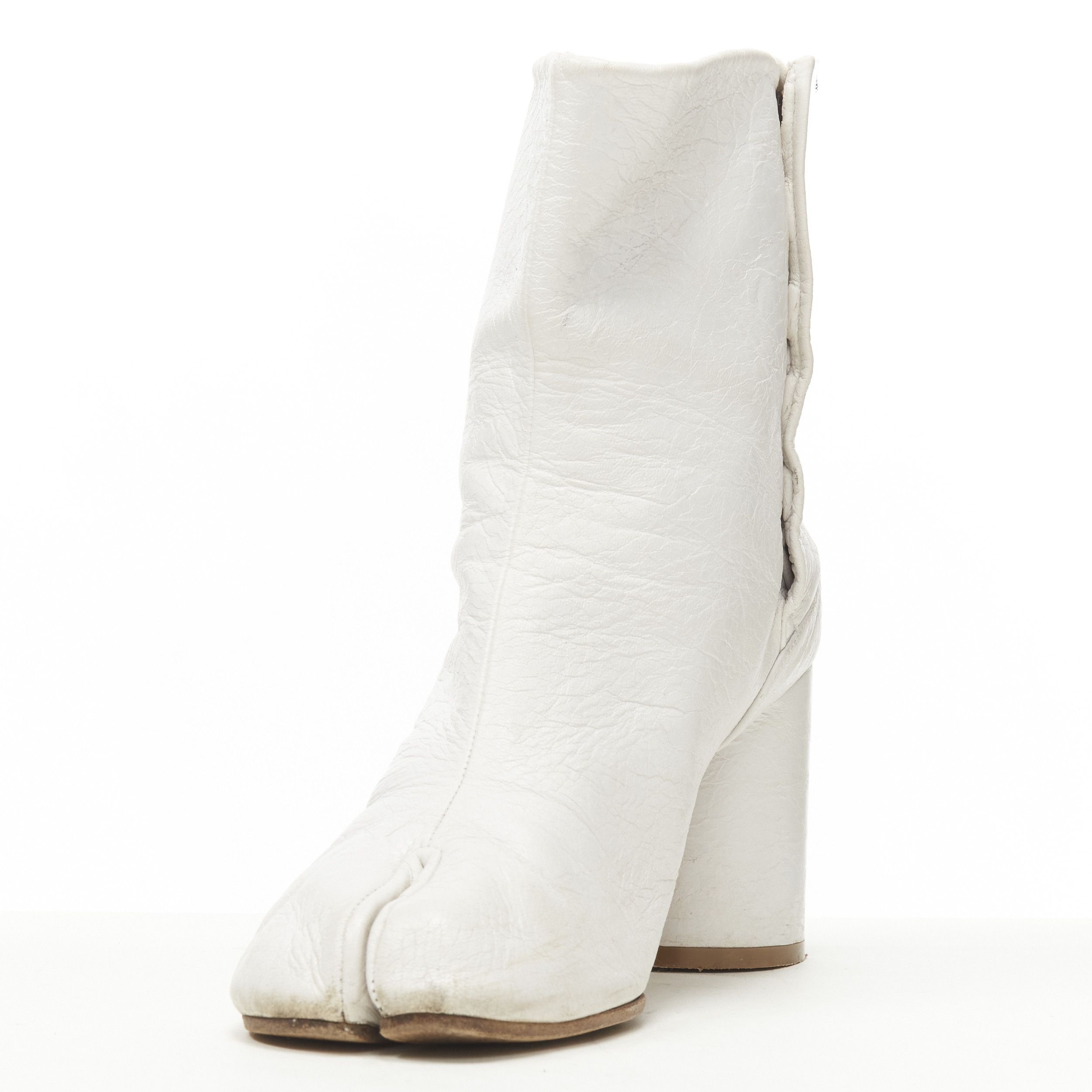 Maison Margiela MAISON MARGIELA Tabi white crinkled leather ankle boot EU36 Size US 6 / IT 36 - 4 Thumbnail