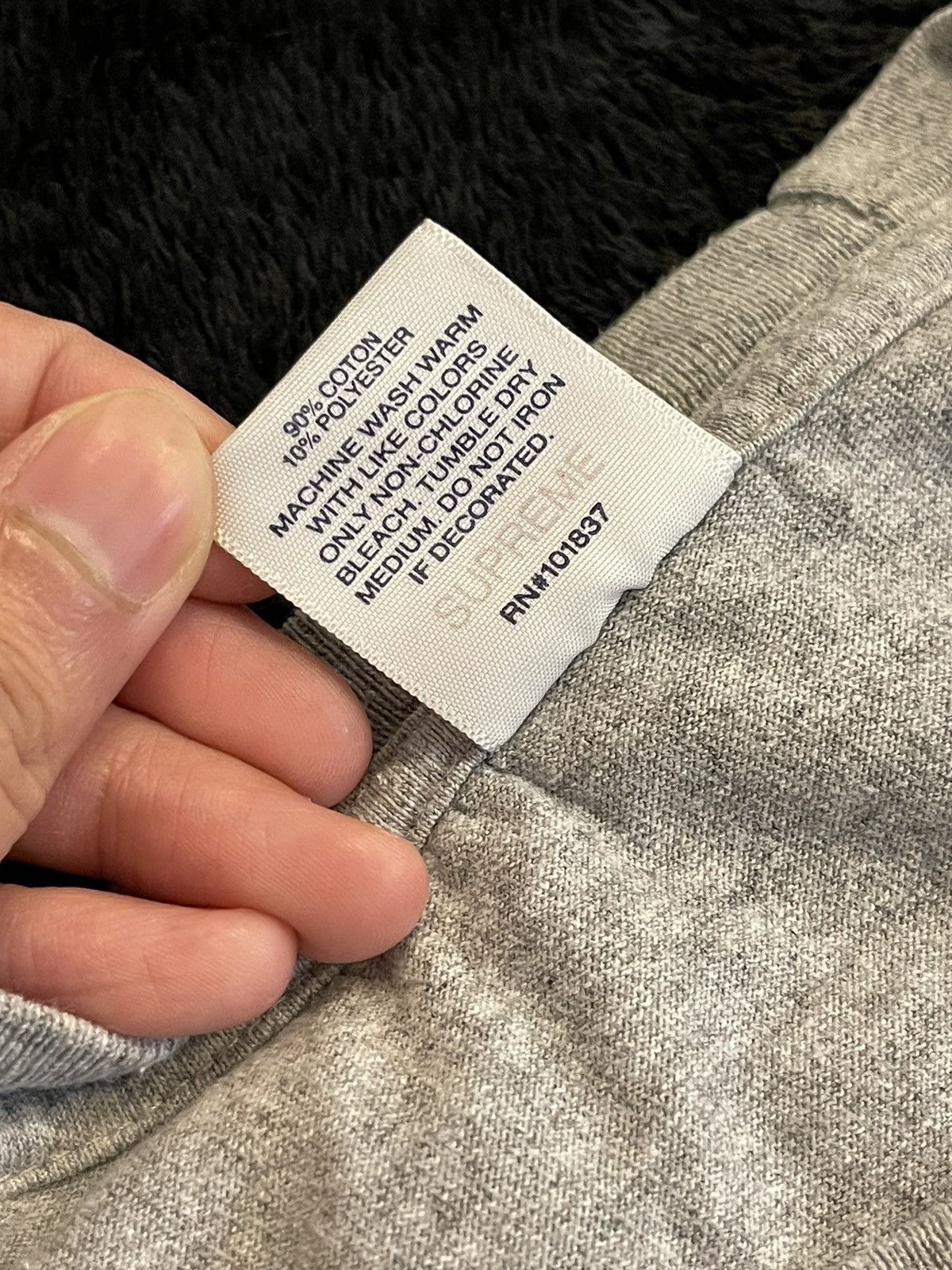 Supreme Supreme FW19 Bite Tee Size US L / EU 52-54 / 3 - 4 Thumbnail
