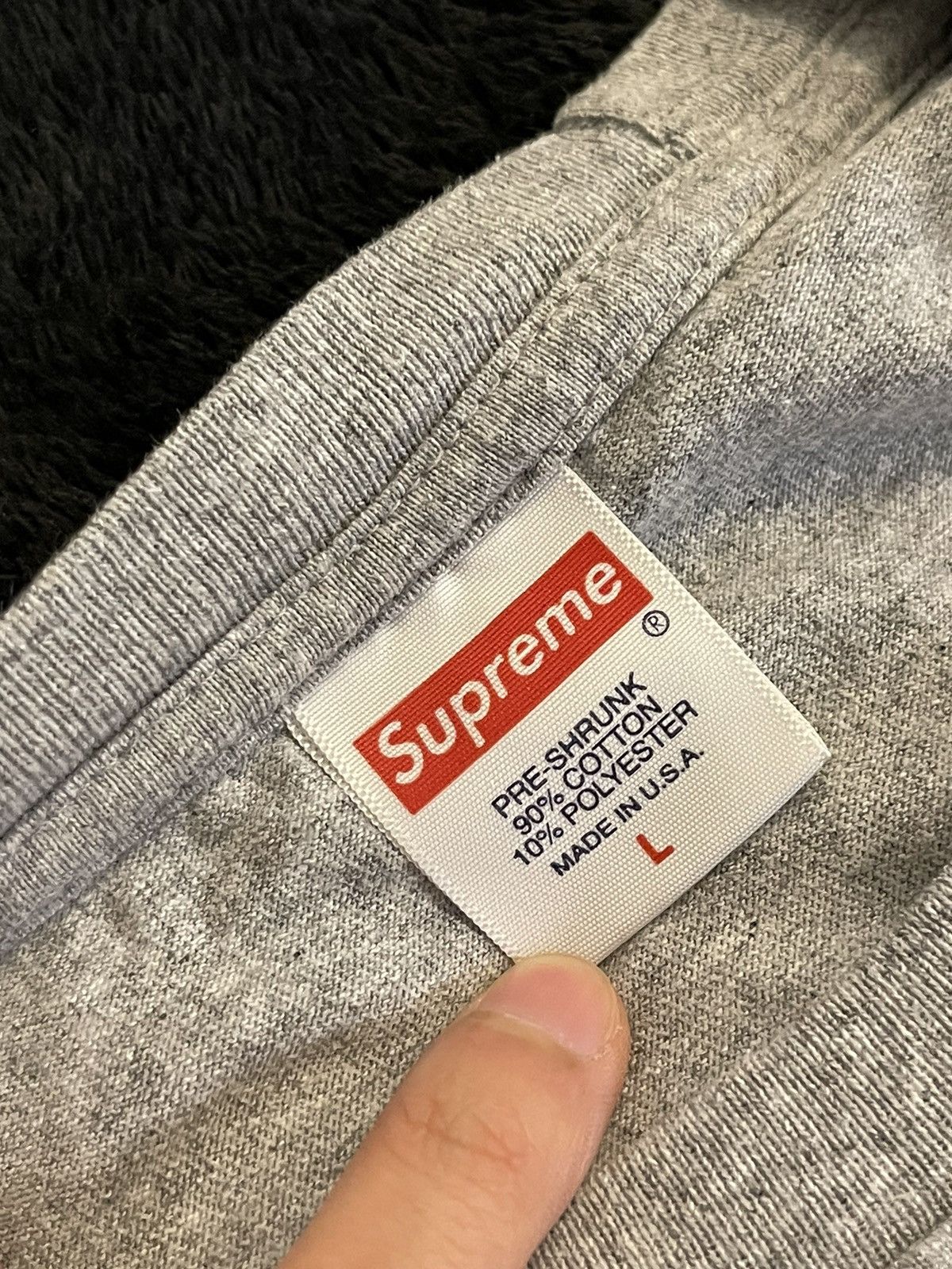 Supreme Supreme FW19 Bite Tee Size US L / EU 52-54 / 3 - 3 Thumbnail