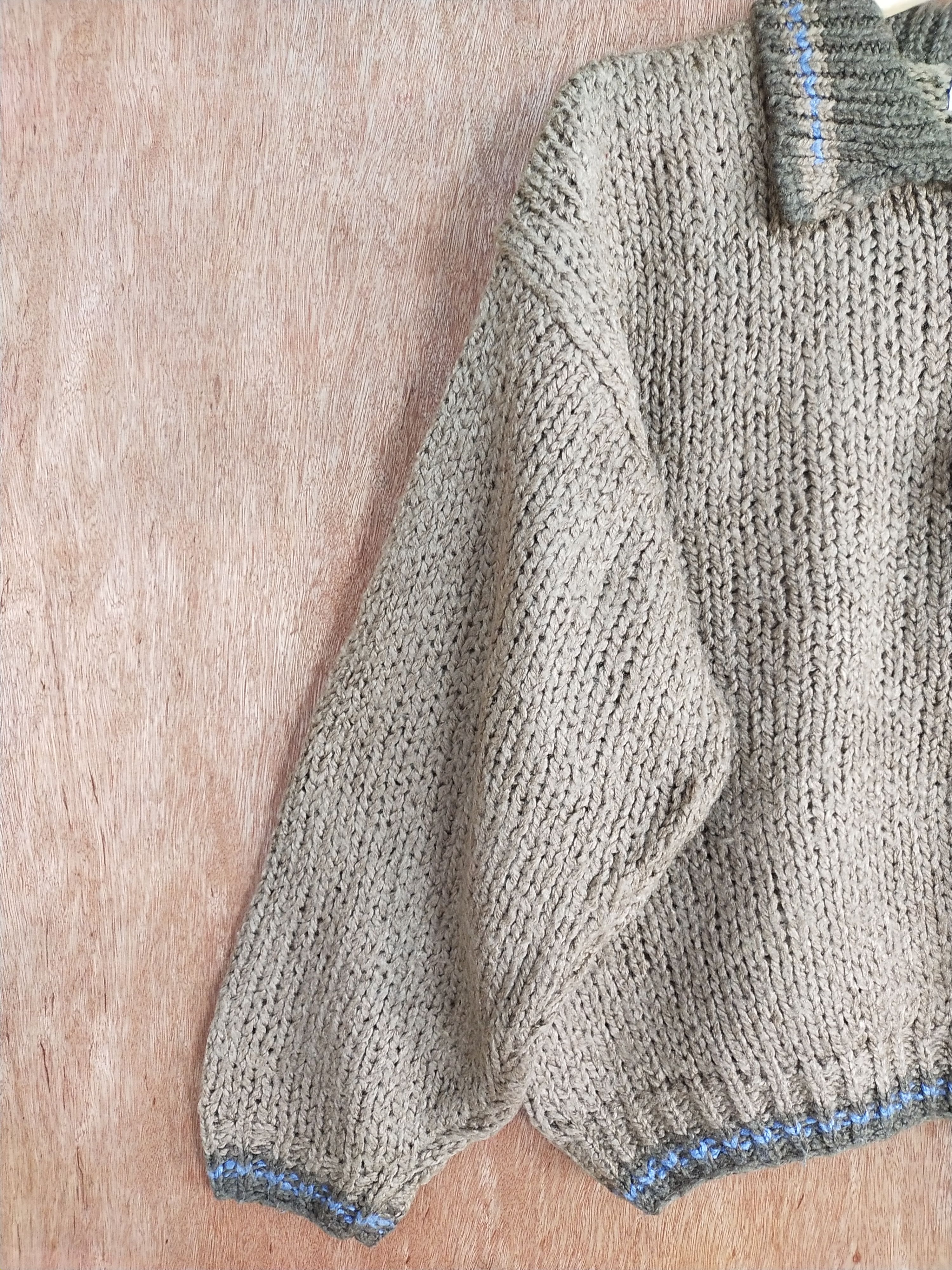 Vintage Pan-Planning brown vintage crochet knitwear #H279 Size US S / EU 44-46 / 1 - 4 Thumbnail