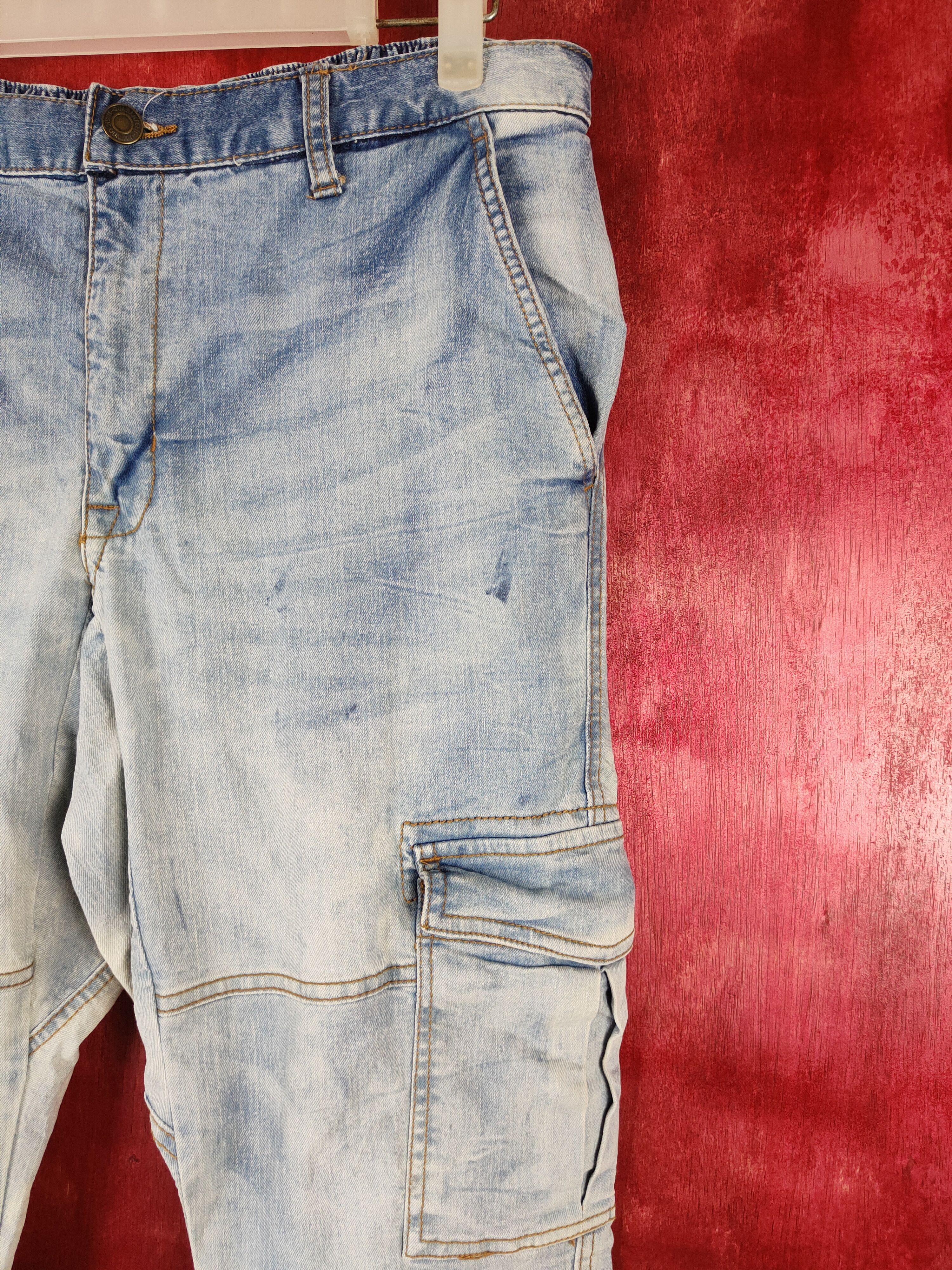 Japanese Brand Japanese Brand faded Blue multi pocket tactical jeans #4681 Size US 30 / EU 46 - 5 Thumbnail