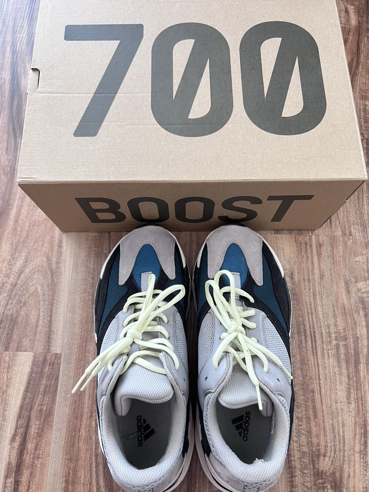 Adidas × Kanye West Yeezy Boost 700 Size US 9 / EU 42 - 1 Thumbnail