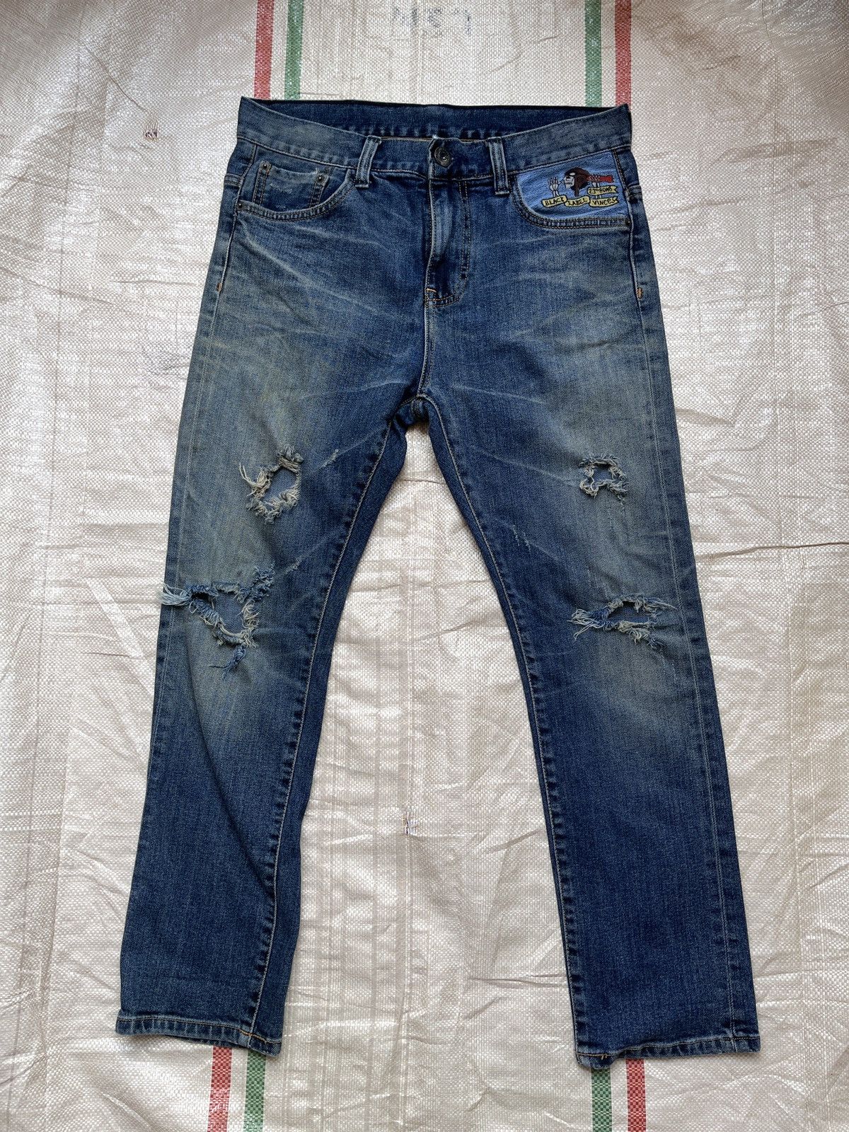 Black Label Ripped Black Label Denim Jeans With Patches At Pocket Size US 31 - 20 Thumbnail
