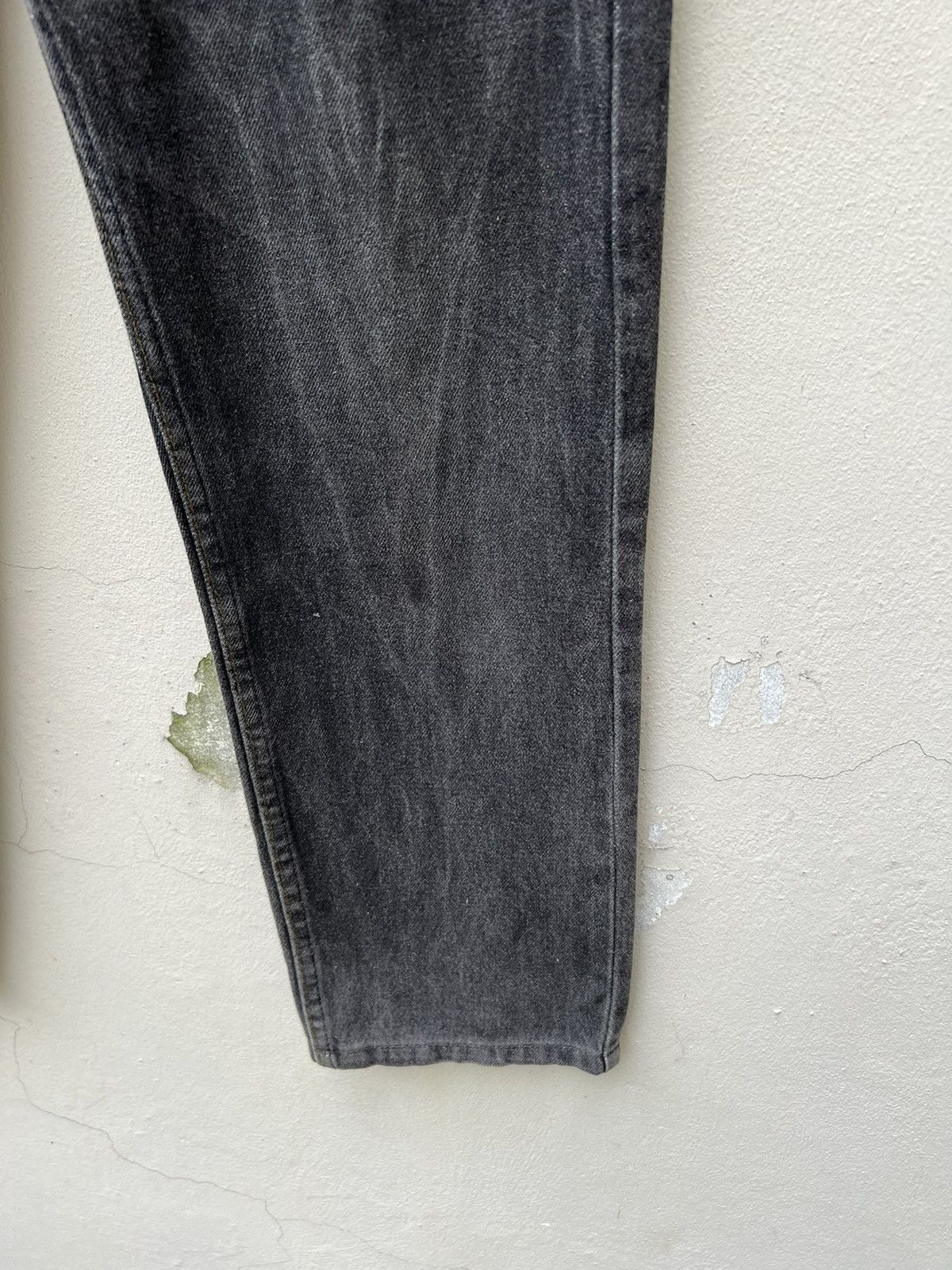 Levi's Vintage 90s Levi’s 505 White Tab Faded Black Denim Jeans Size US 31 - 12 Thumbnail