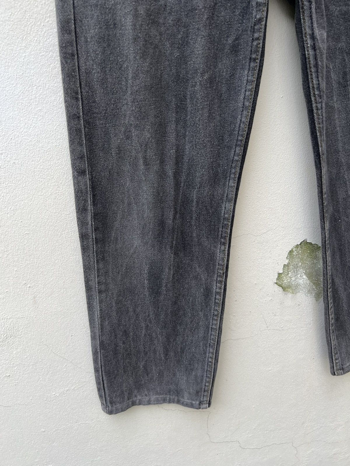 Levi's Vintage 90s Levi’s 505 White Tab Faded Black Denim Jeans Size US 31 - 9 Thumbnail