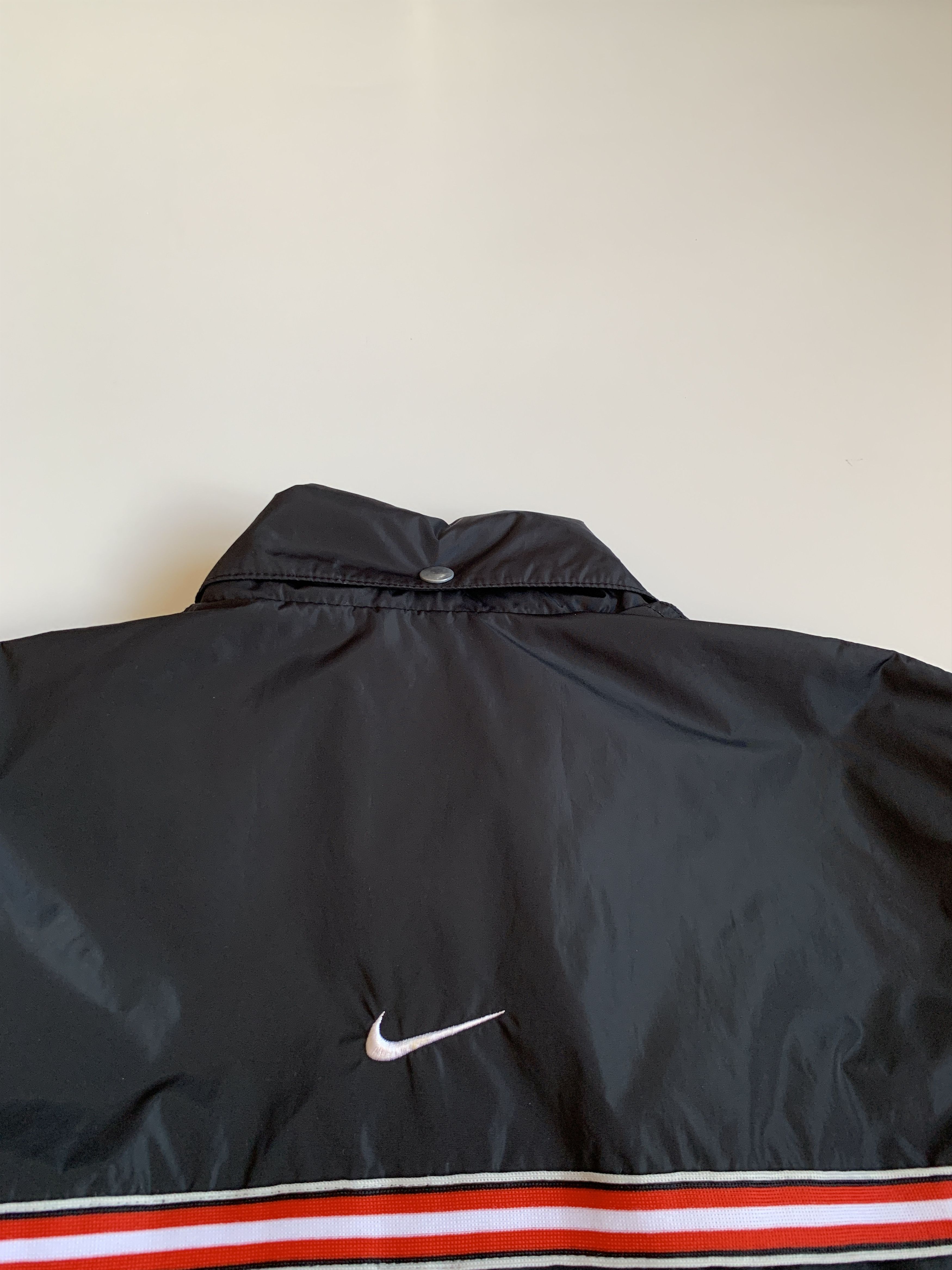 Nike 90's Nike Vintage WMN'S Windbreaker Jacket Size S / US 4 / IT 40 - 7 Thumbnail