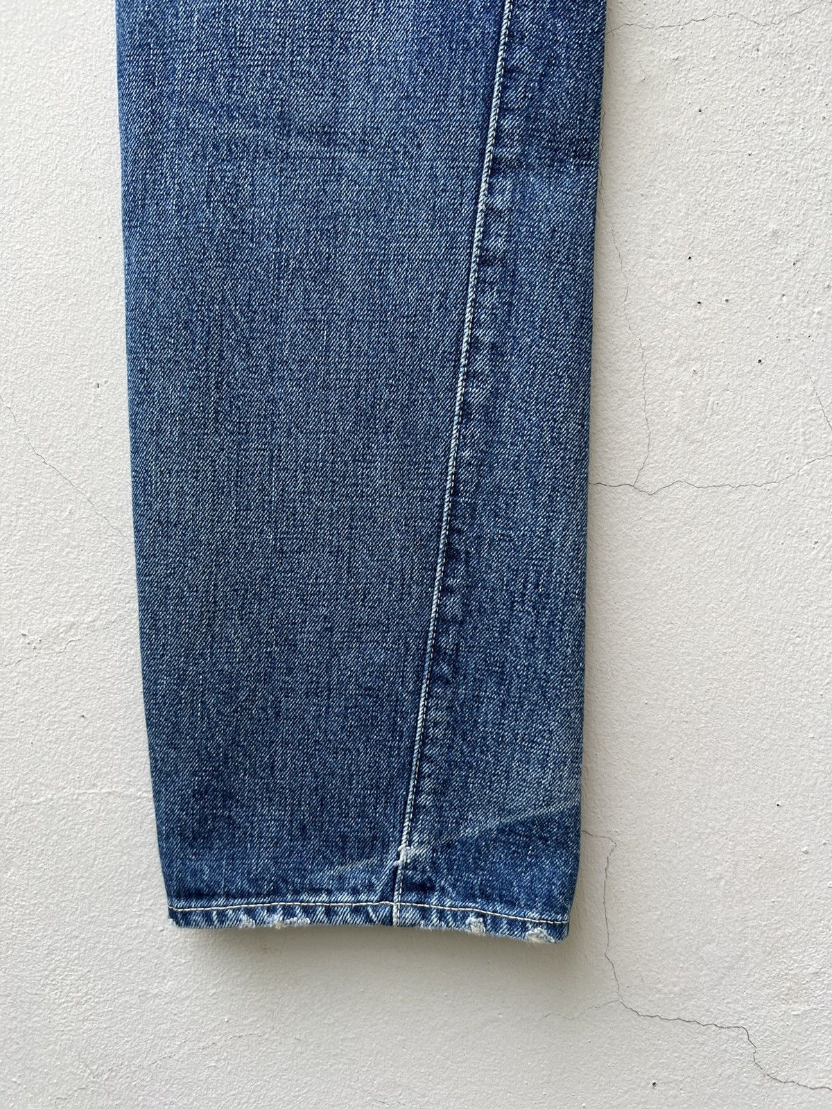 Japanese Brand × Levi's Vintage Clothing × Vintage VTG 2003 LVC 1955 Levi’s 501 XX Rips Denim Selvedge Jeans Size US 30 / EU 46 - 17 Thumbnail