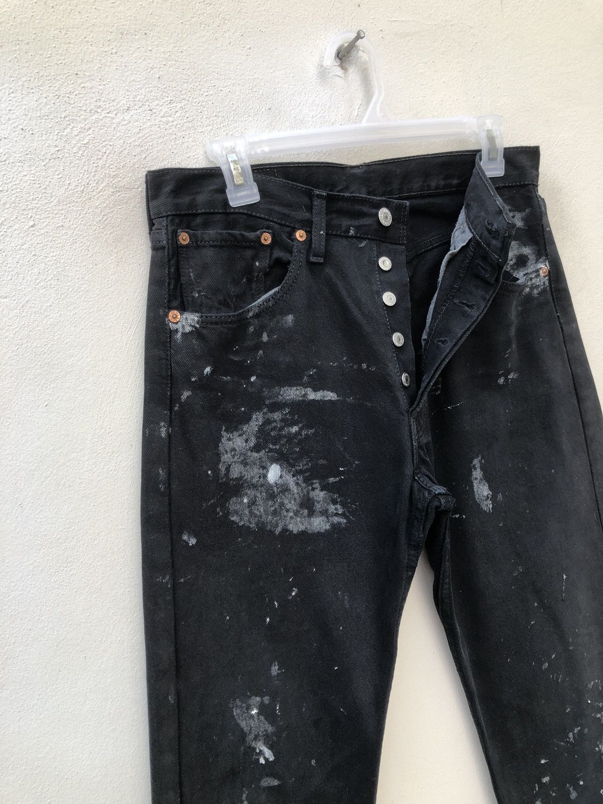 Levi's Vtg 2000 Levi’s 501 Jeans Fade Black Denim Painter Jeans Size US 31 - 8 Thumbnail