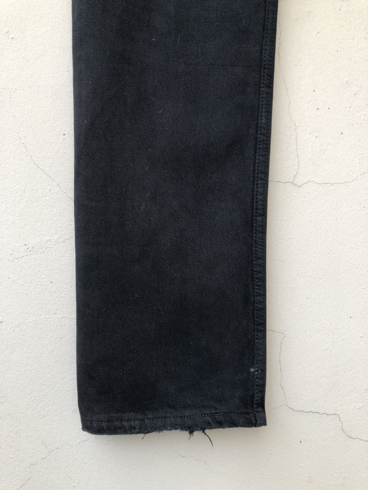 Levi's Vtg 2000 Levi’s 501 Jeans Fade Black Denim Painter Jeans Size US 31 - 17 Thumbnail