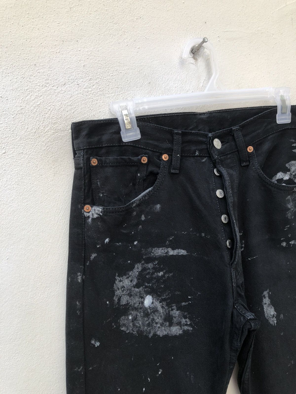 Levi's Vtg 2000 Levi’s 501 Jeans Fade Black Denim Painter Jeans Size US 31 - 7 Thumbnail