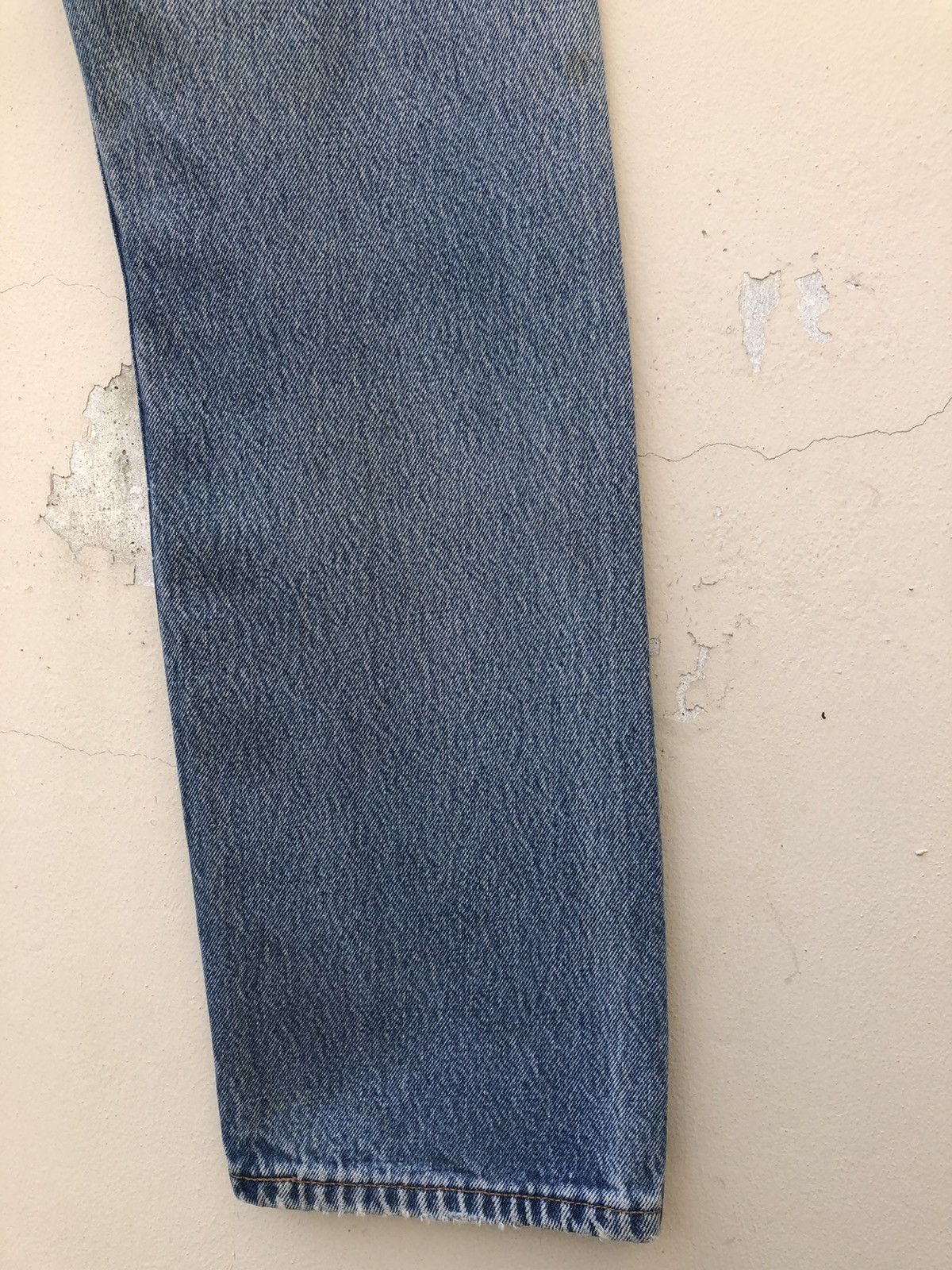 Levi's Vintage Y2K 2001 Levi’s 501 Jeans Ageing Denim Size US 31 - 20 Thumbnail