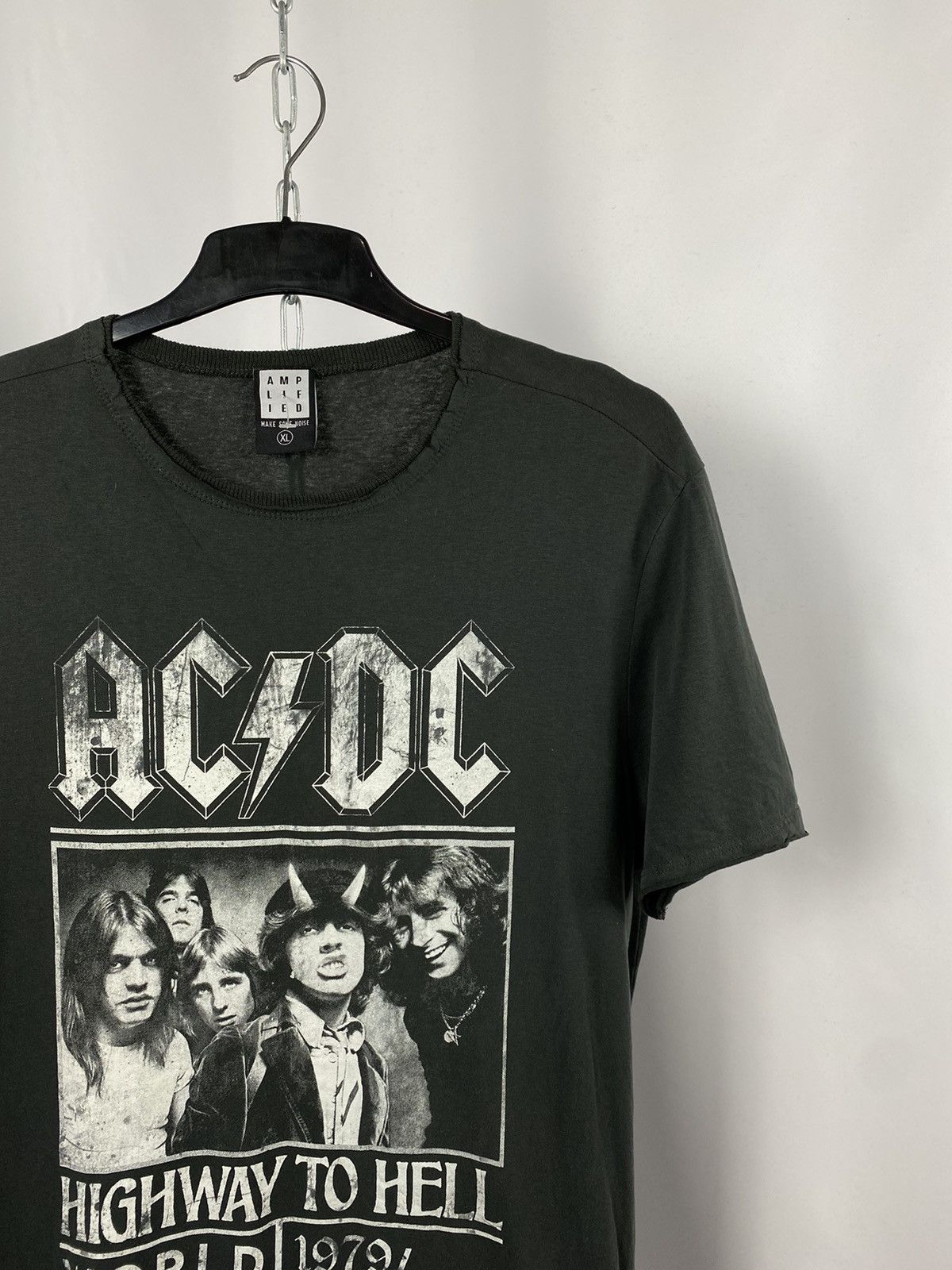 AC/DC Ac/dc vintage T-shirts rock tee band tee size XL Size US XL / EU 56 / 4 - 2 Thumbnail