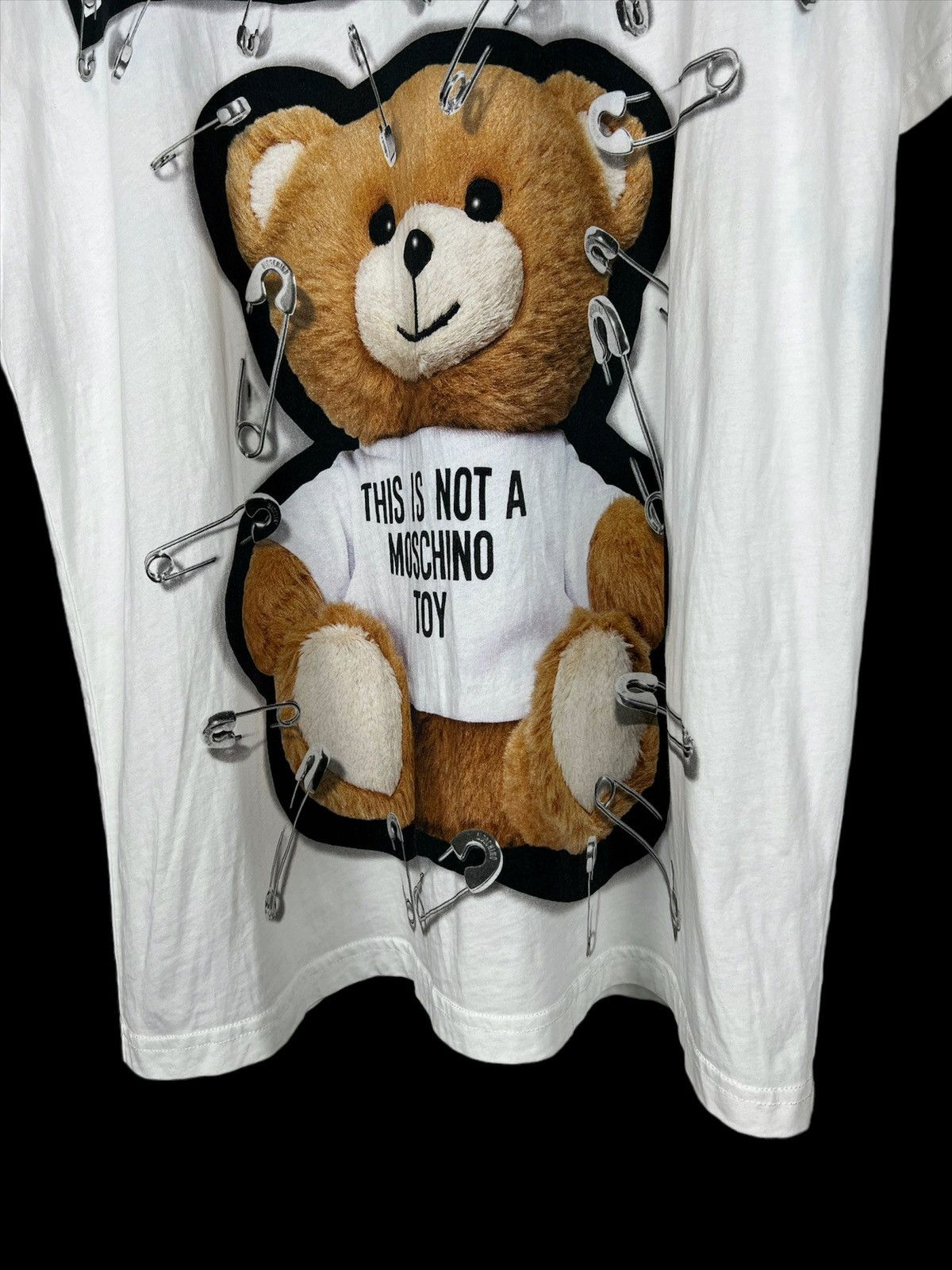 Moschino Moschino ‘This Is Not A Moschino Toy” Tshirt Size US S / EU 44-46 / 1 - 3 Thumbnail