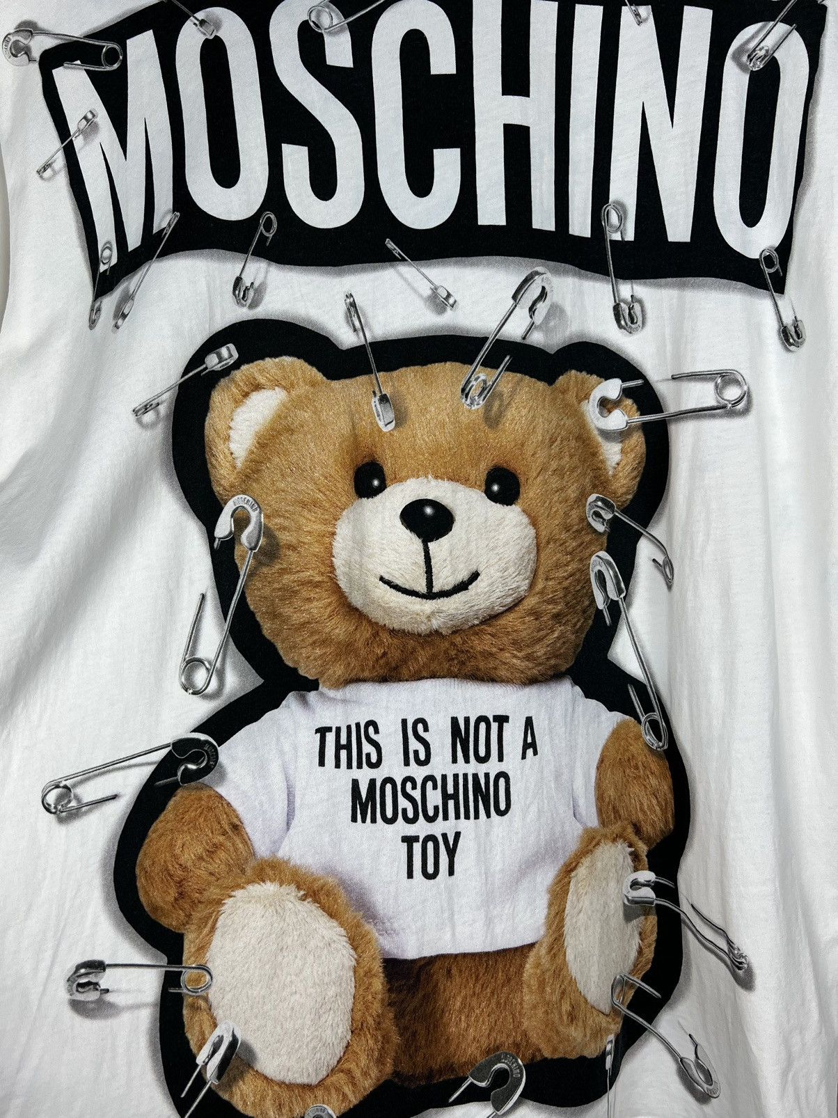 Moschino Moschino ‘This Is Not A Moschino Toy” Tshirt Size US S / EU 44-46 / 1 - 6 Thumbnail