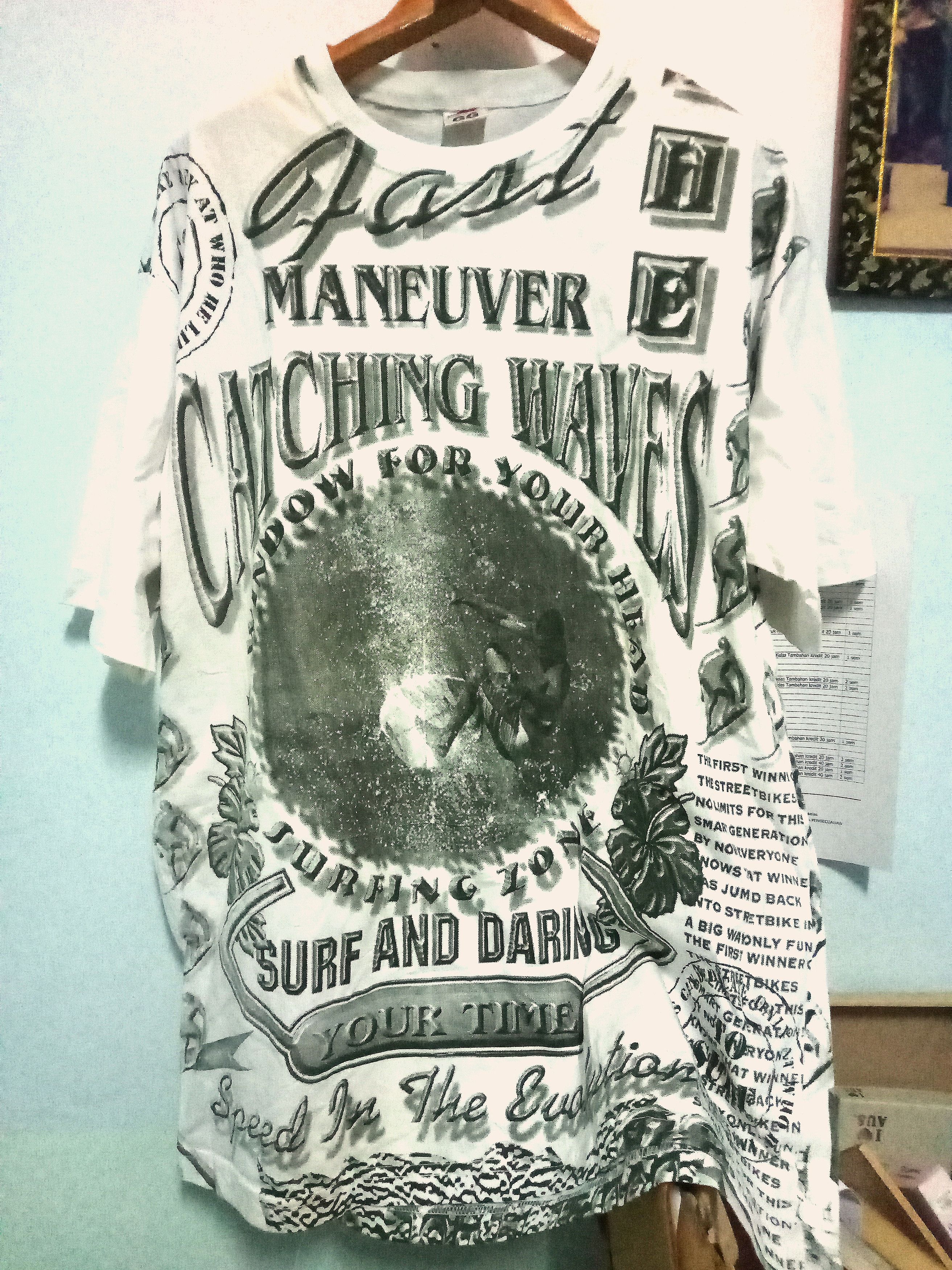 Vintage Surfing tshirt all over print 90s sportswear raptee Size US XL / EU 56 / 4 - 1 Thumbnail