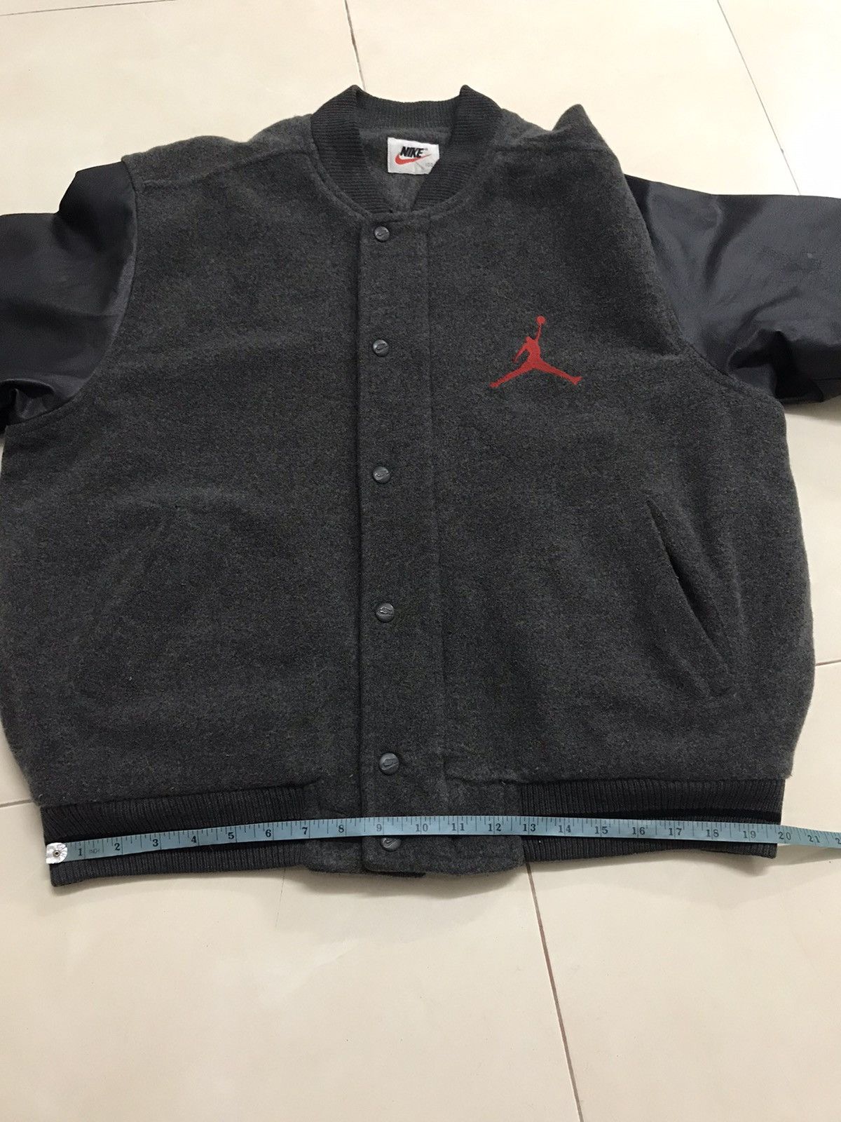 🔥🔥BEST OFFER🔥🔥VINTAGE NIKE VERSITY