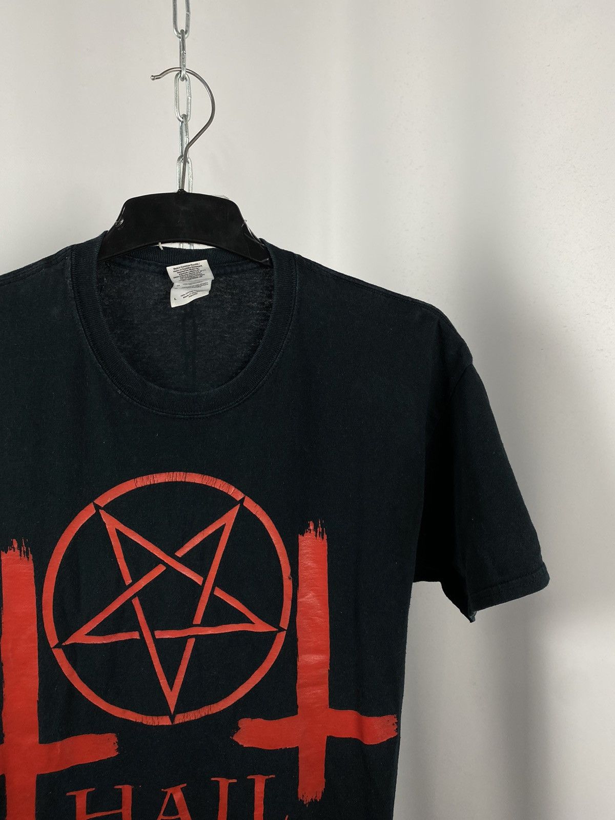 Band Tees Hail Satan 666 T-shirts vintage big logo Y2K band tee size L Size US M / EU 48-50 / 2 - 2 Thumbnail