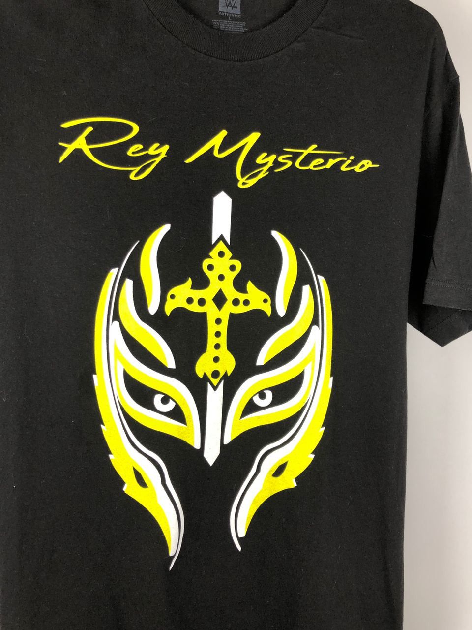 WWE Rey Mysterio WWE vintage T-shirts size L Size US L / EU 52-54 / 3 - 2 Thumbnail