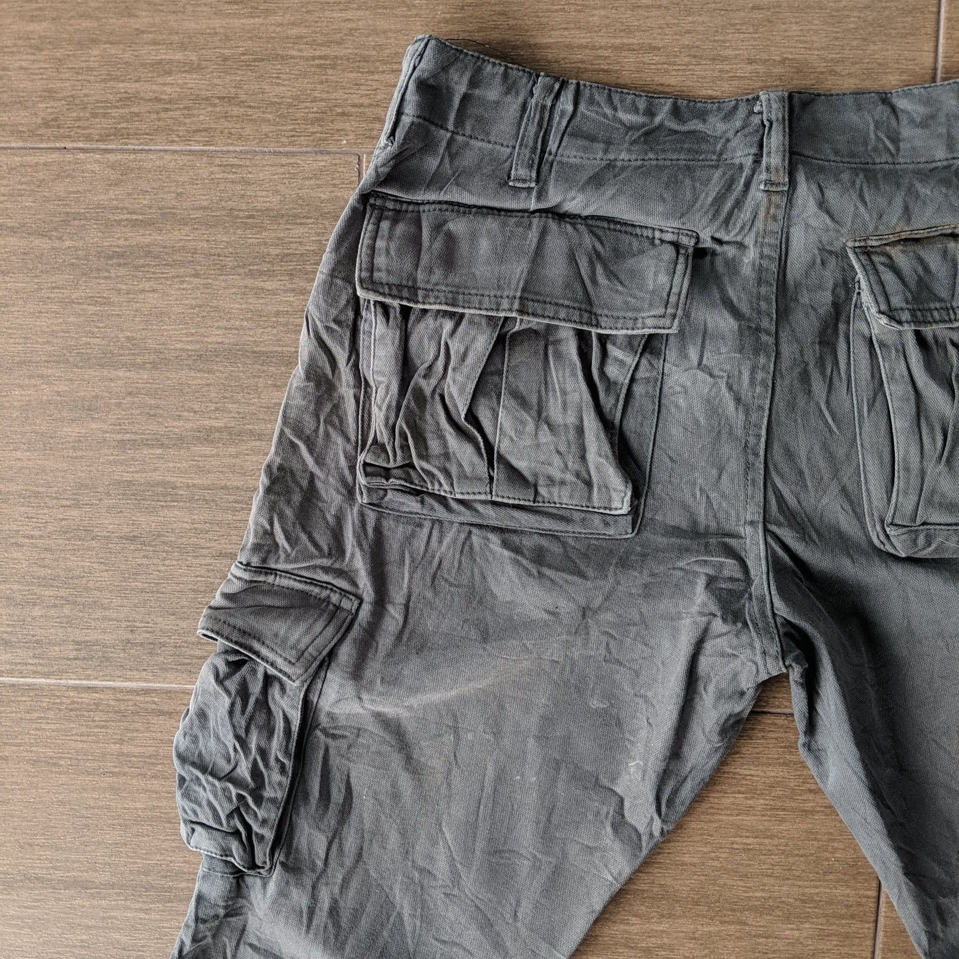 Japanese Brand × Vintage Vintage Japanese Hard Cloth Utility Trousers Cargo Pants Size US 30 / EU 46 - 9 Thumbnail
