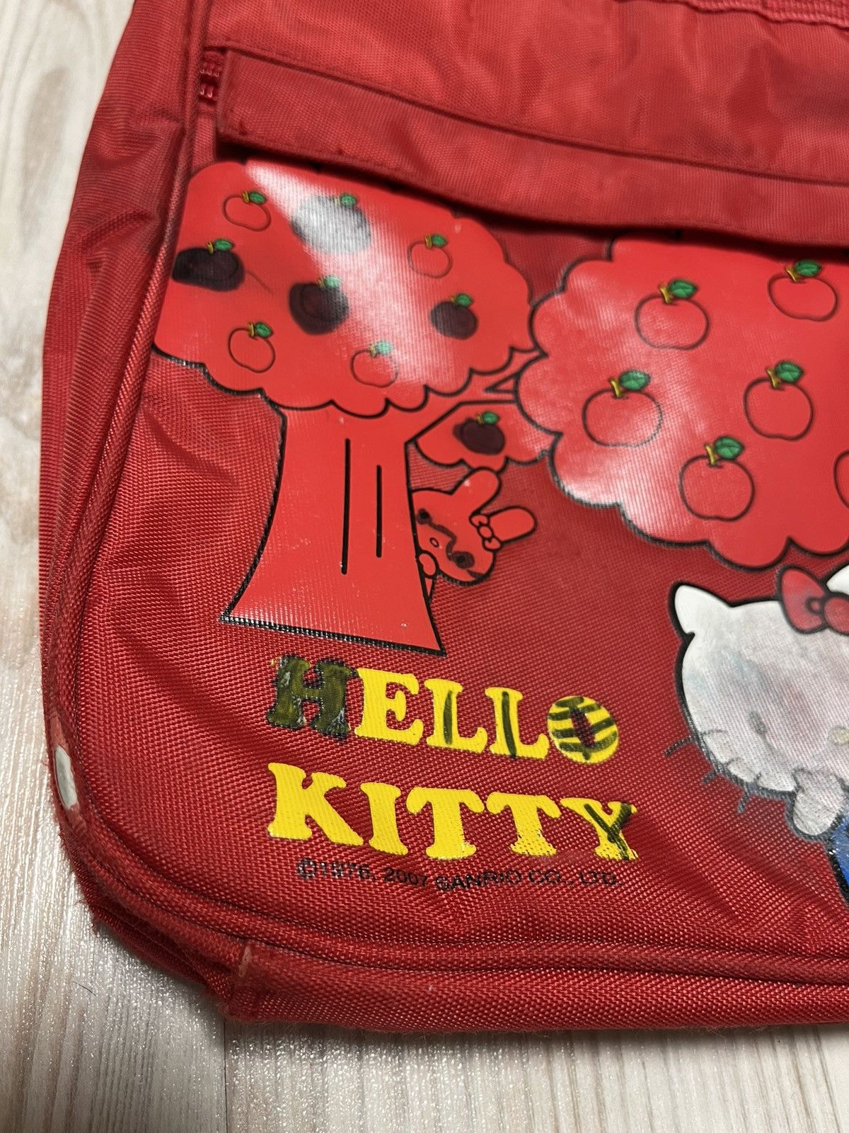 Vintage Hello Kitty vintage bag 2007 y2k red messenger Size ONE SIZE - 3 Thumbnail