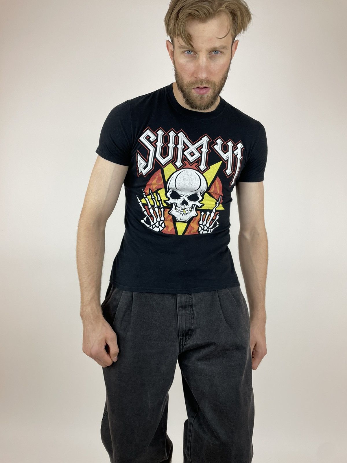 Gildan GILDAN SUM 41 European Tour T-shirt size M Size US M / EU 48-50 / 2 - 3 Thumbnail