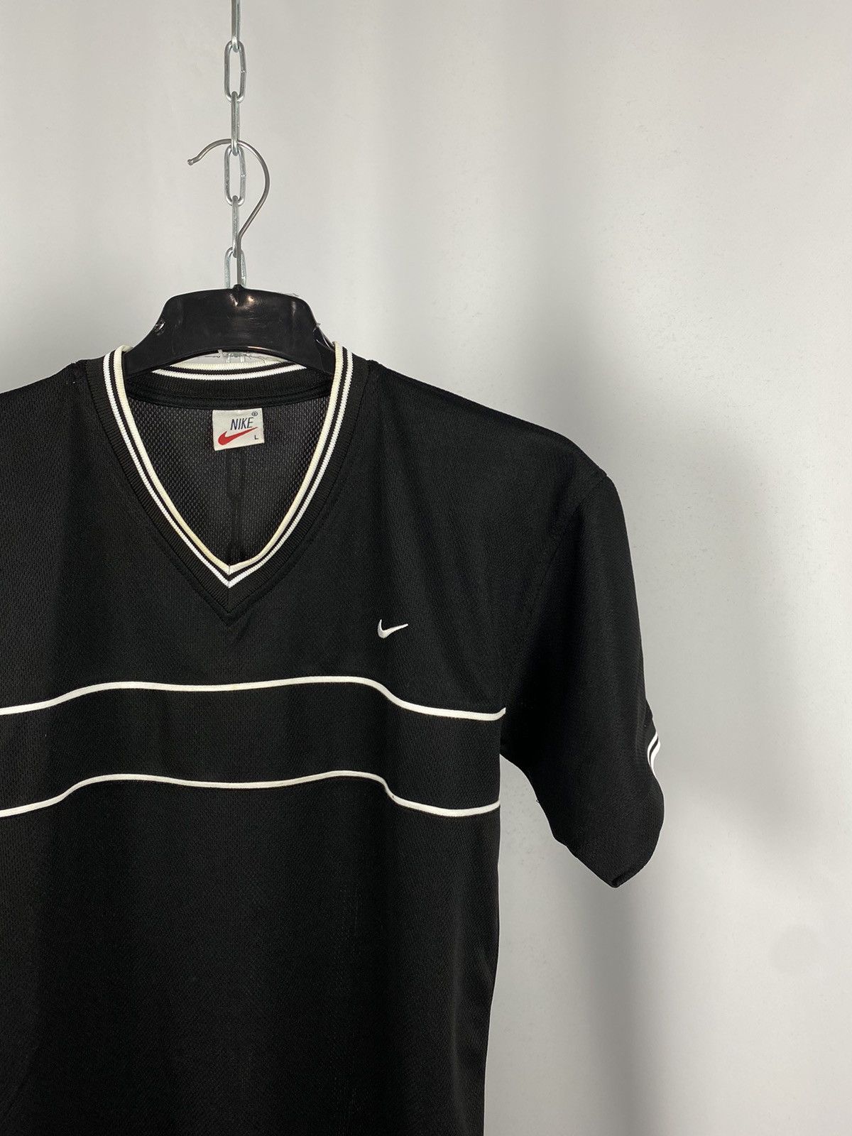 Nike × Vintage Nike vintage T-shirts v-neck sportswear size L Size US L / EU 52-54 / 3 - 2 Thumbnail