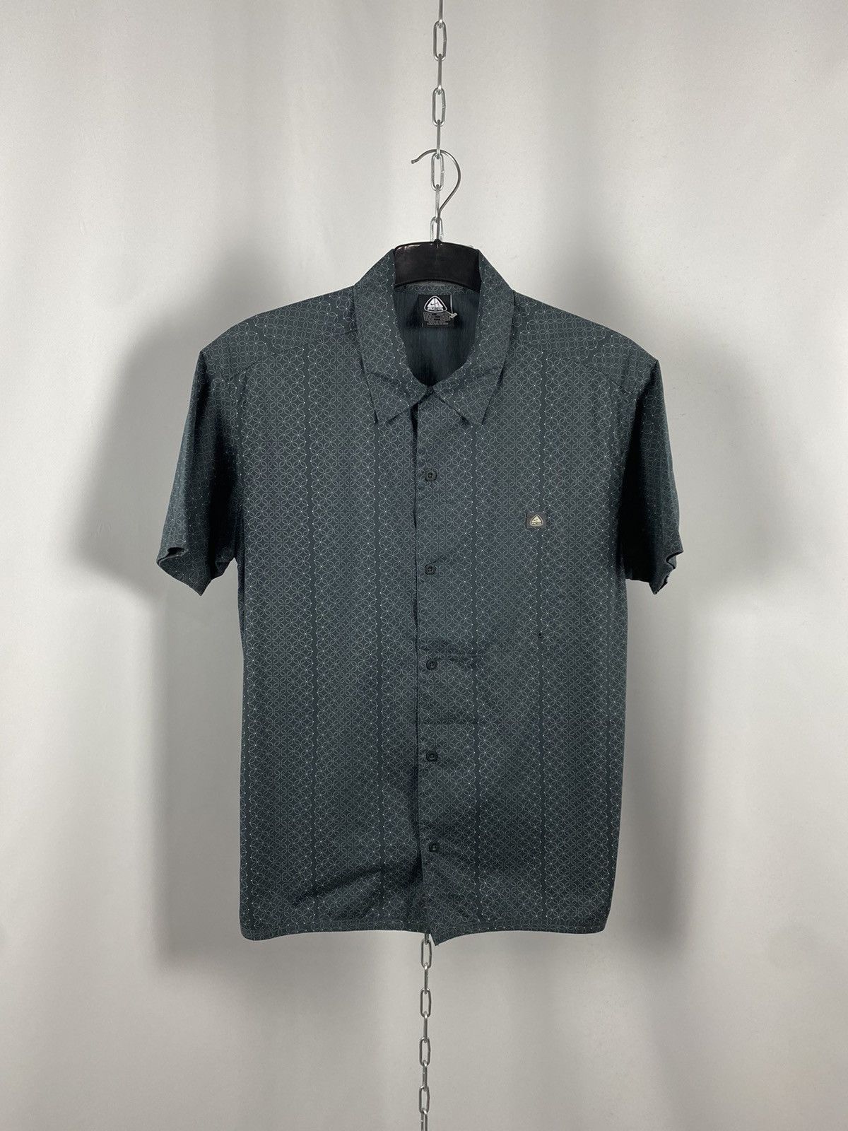 Nike ACG ACG Nike shirts shorts sleeve streetwear size M Size US M / EU 48-50 / 2 - 1 Thumbnail