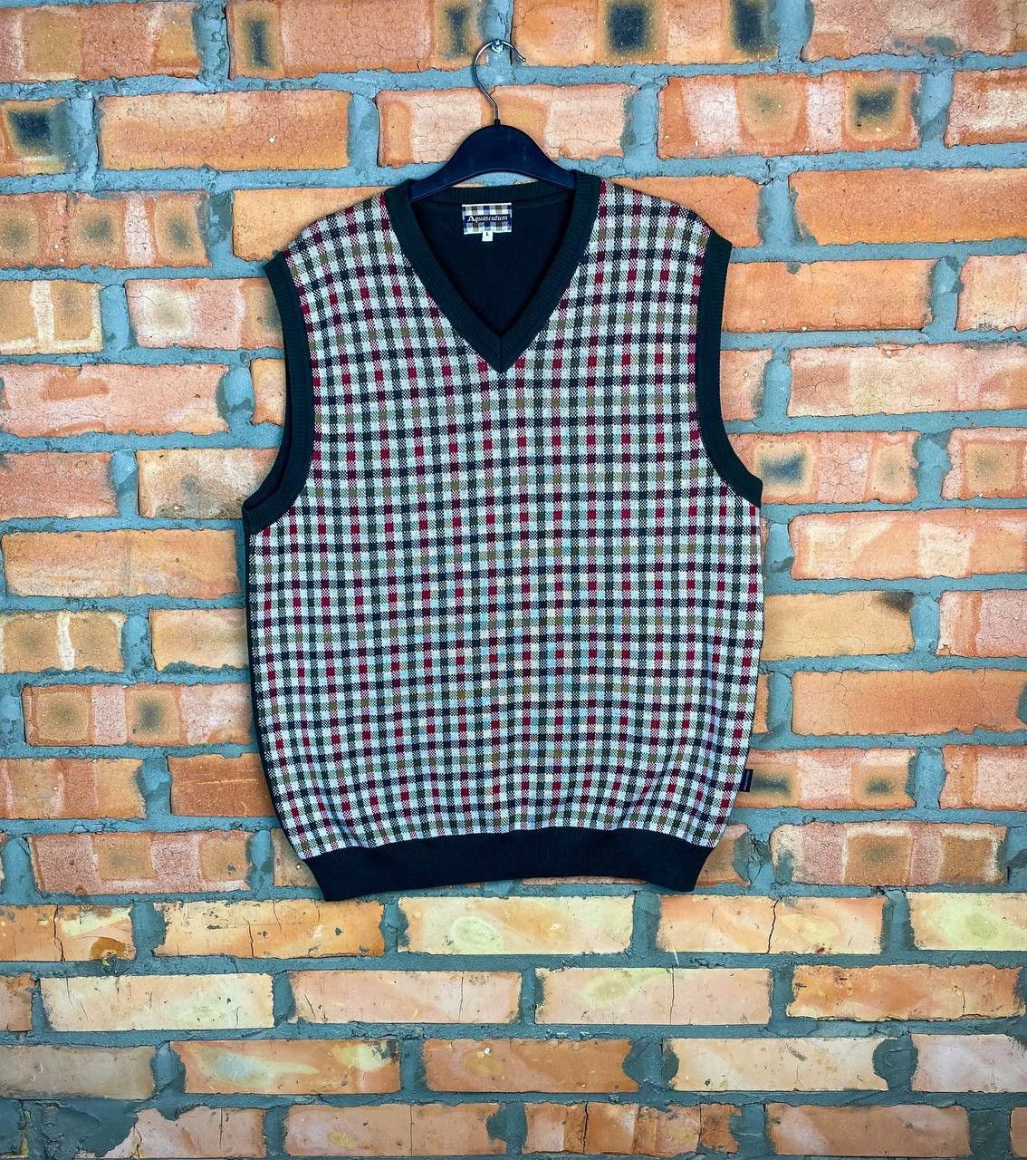 VINTAGE AQUASCUTUM VEST