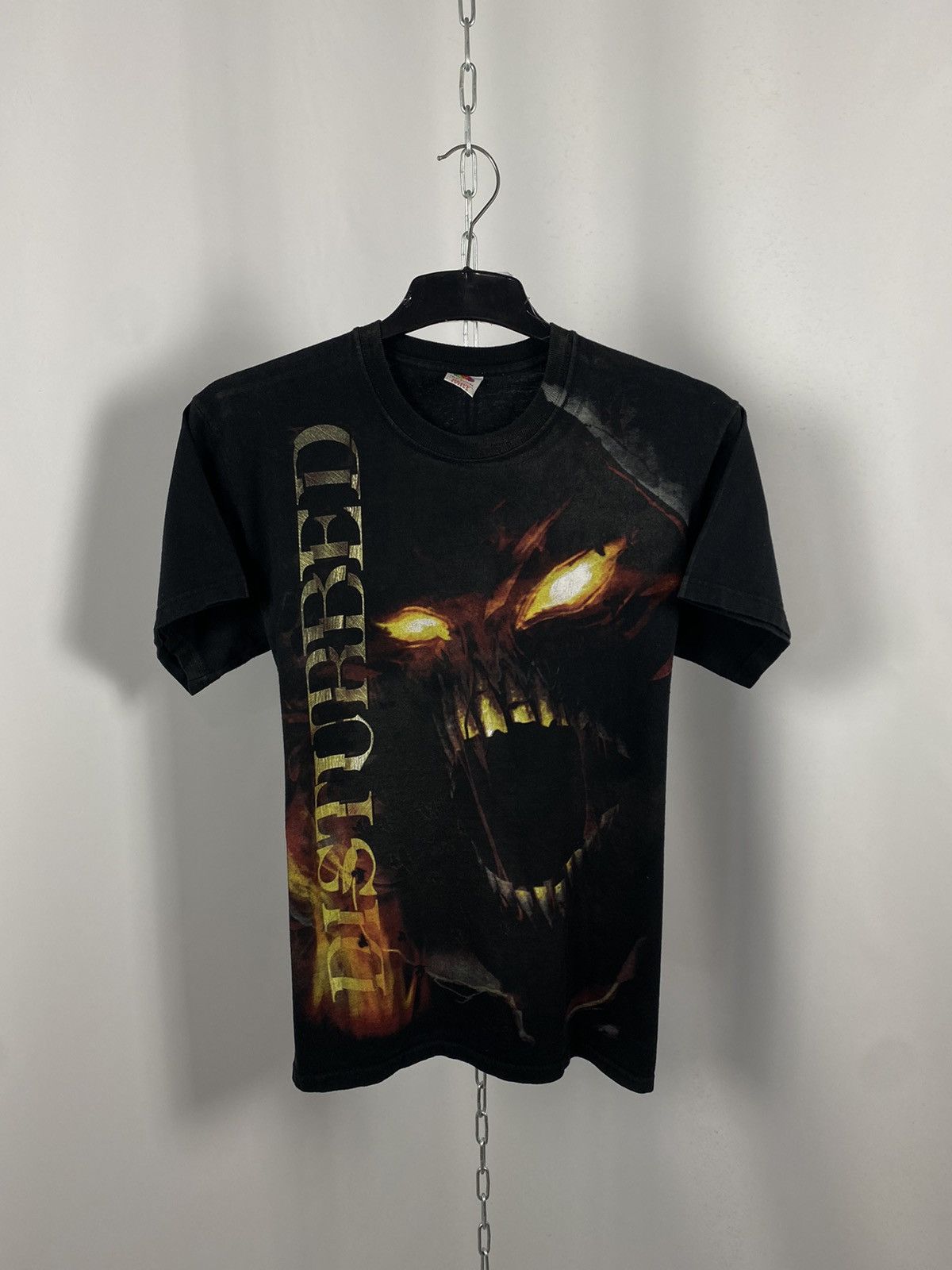 Band Tees Disturbed Y2K vintage rock tee metal band tee size M Size US M / EU 48-50 / 2 - 1 Thumbnail